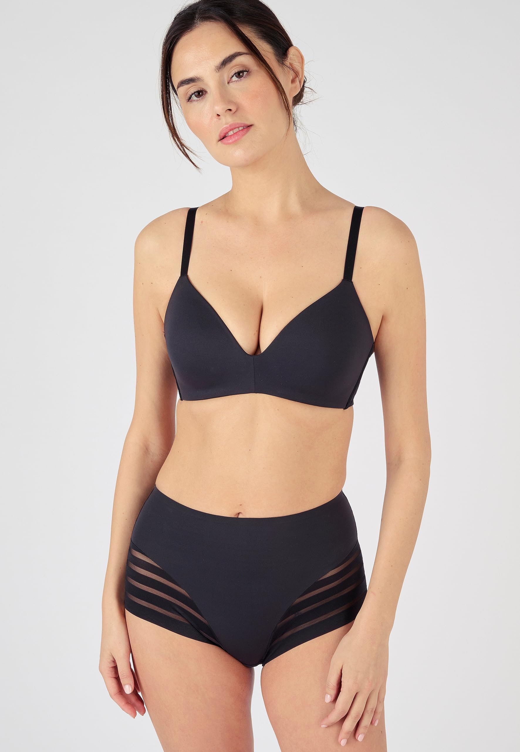 Damart Biancheria intima Reggiseno invisibile senza ferretto reggiseno nero 3C coppe modellate