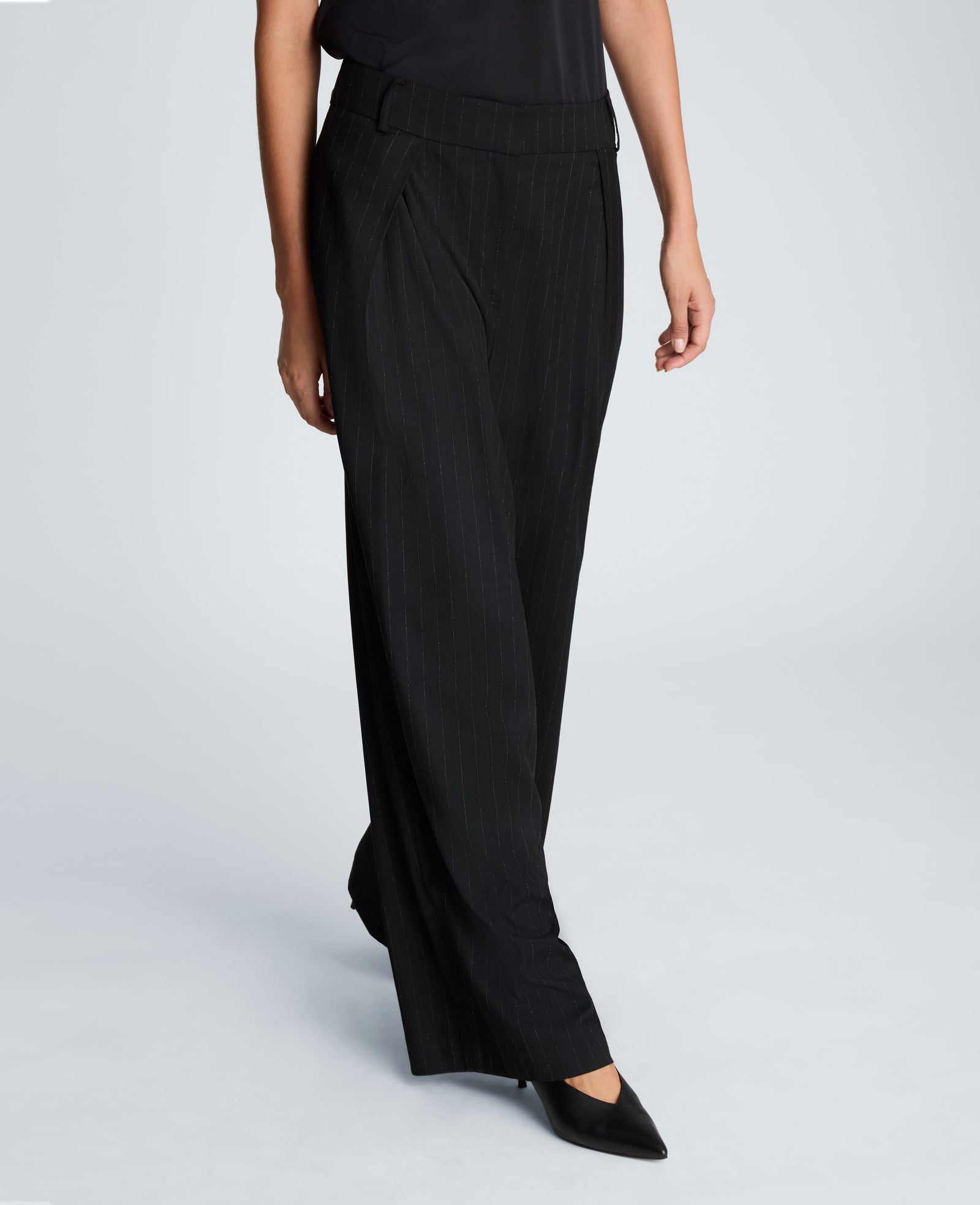 Kenneth Cole Reaction Clothing Fly Front Wide Leg Crossover Pleat Pant pantaloni neri gessati vita media