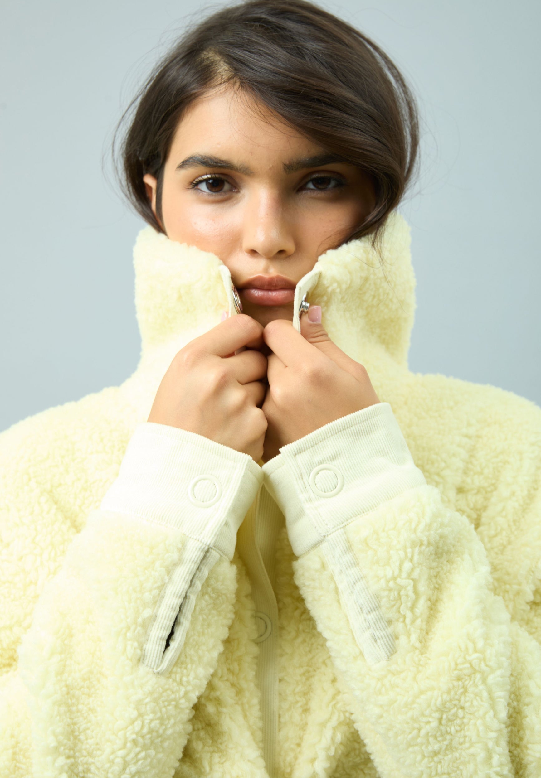 House Of Sunny Womens Tops Teddy Fleece Pullover felpa gialla sherpa