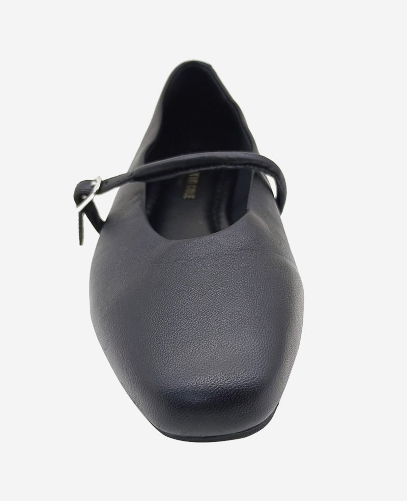 Kenneth Cole Reaction Shoes Magnolia Leather ballet flat nere in pelle