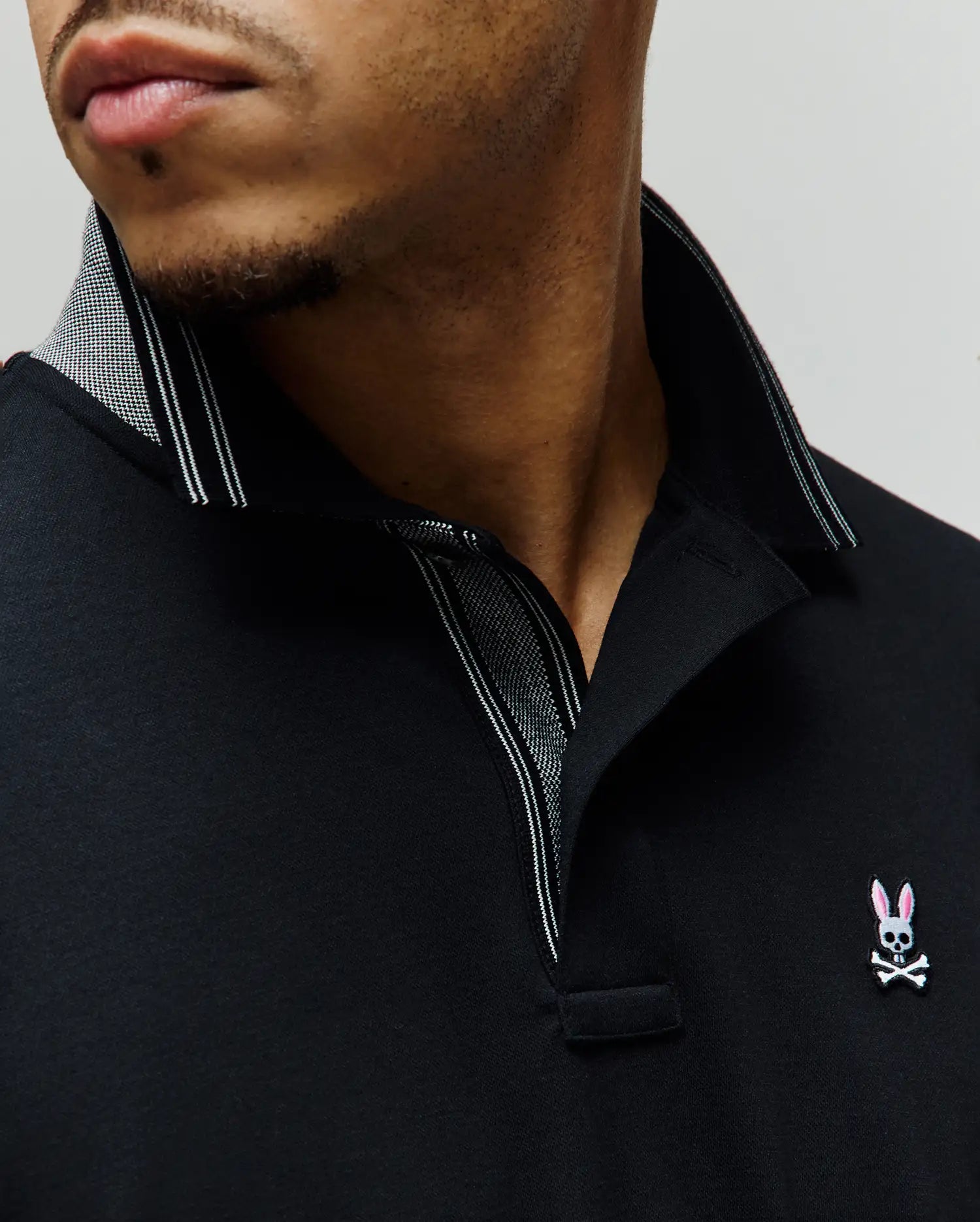 Psycho Bunny Men's Polos Kenyon Performance Piqué Polo 001 Black anti piega