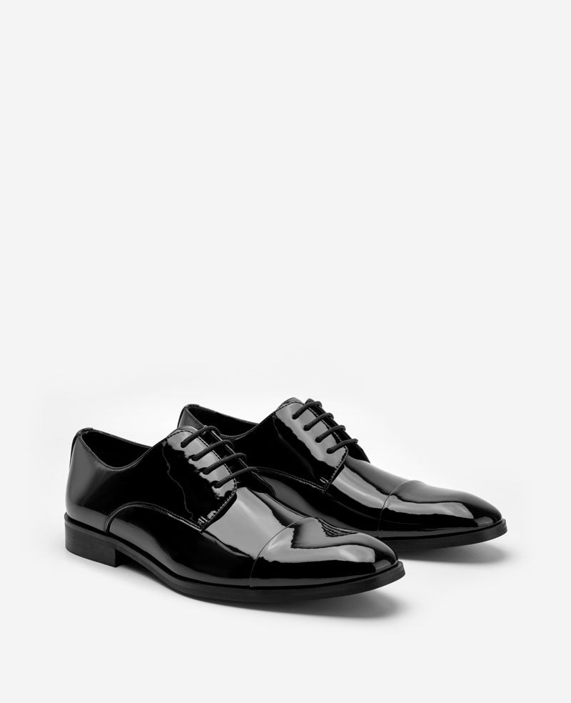 Kenneth Cole Reaction Shoes Hezner Patent Cap Toe Oxford scarpe Oxford nere verniciate