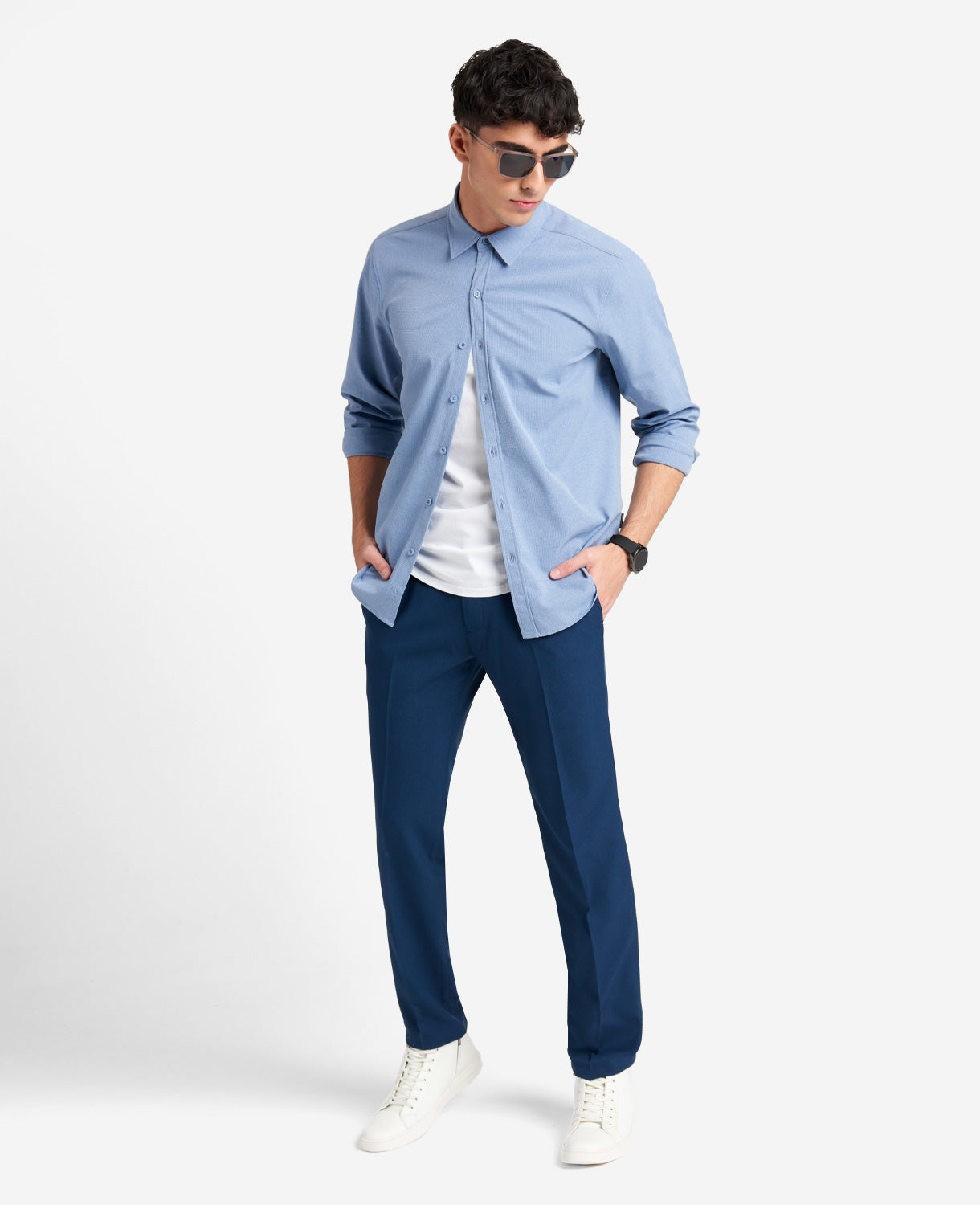 Kenneth Cole Reaction Clothing Modern-Fit Micro Check Stretch Trouser pantaloni blu elasticizzati