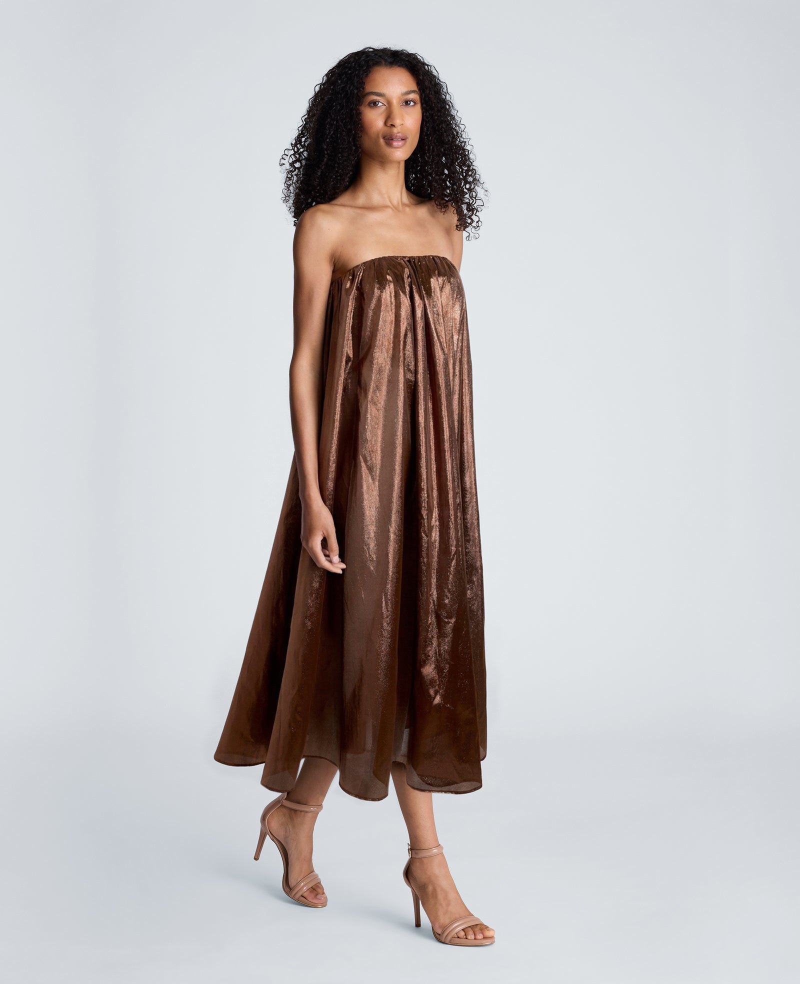 Kenneth Cole Reaction Clothing Strapless Foil Maxi Dress abito lungo rame