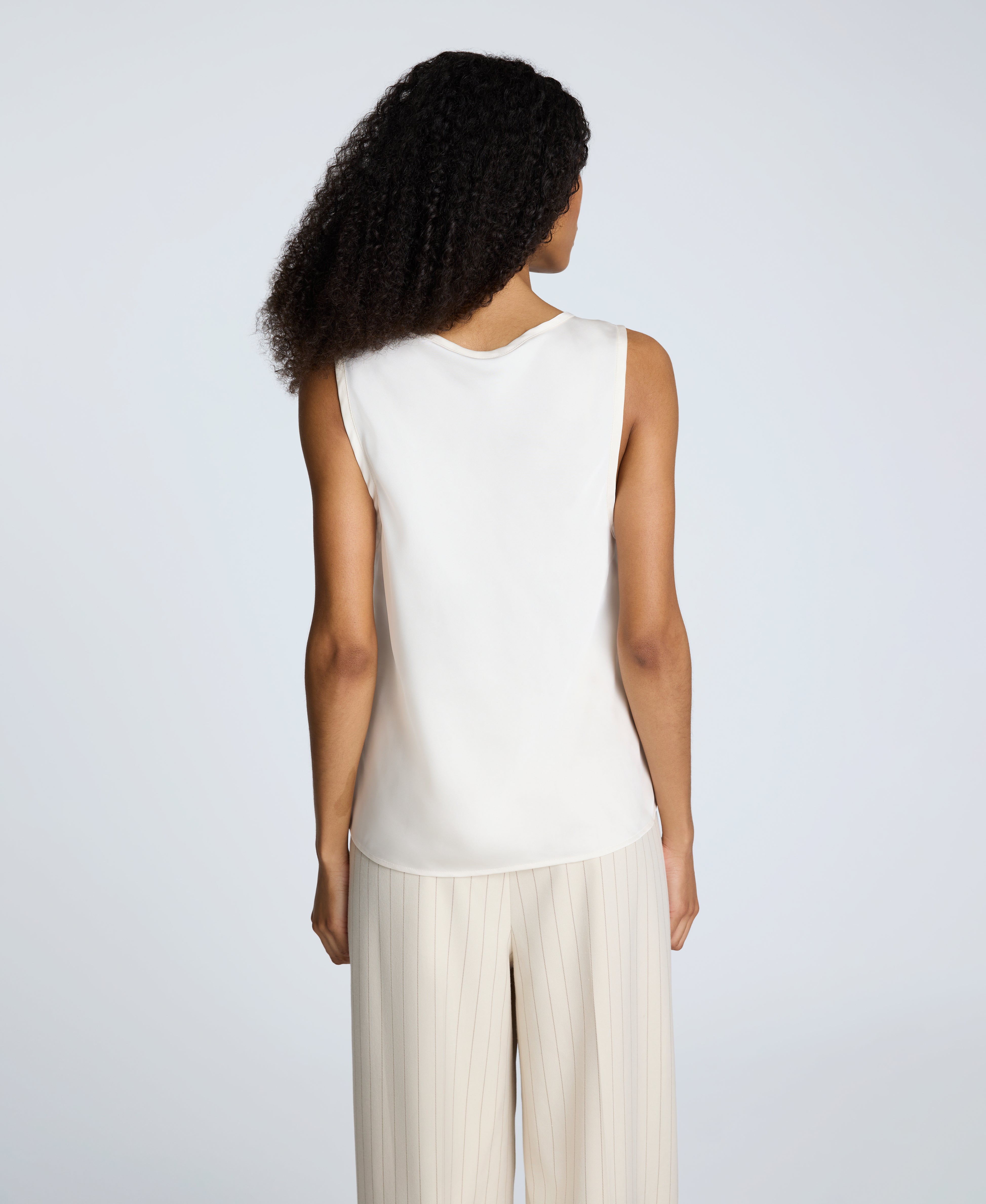Kenneth Cole Reaction Clothing Satin Scoop Neck Tank canotta Oyster XS in raso