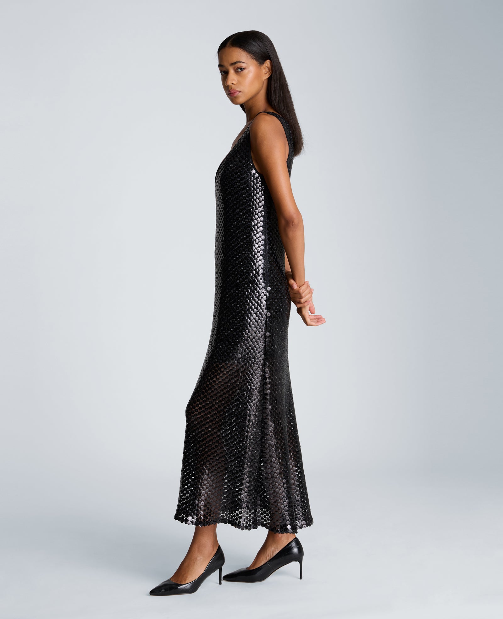 Kenneth Cole Reaction Clothing Tank Midi Slip Dress abito midi nero in mesh con paillettes