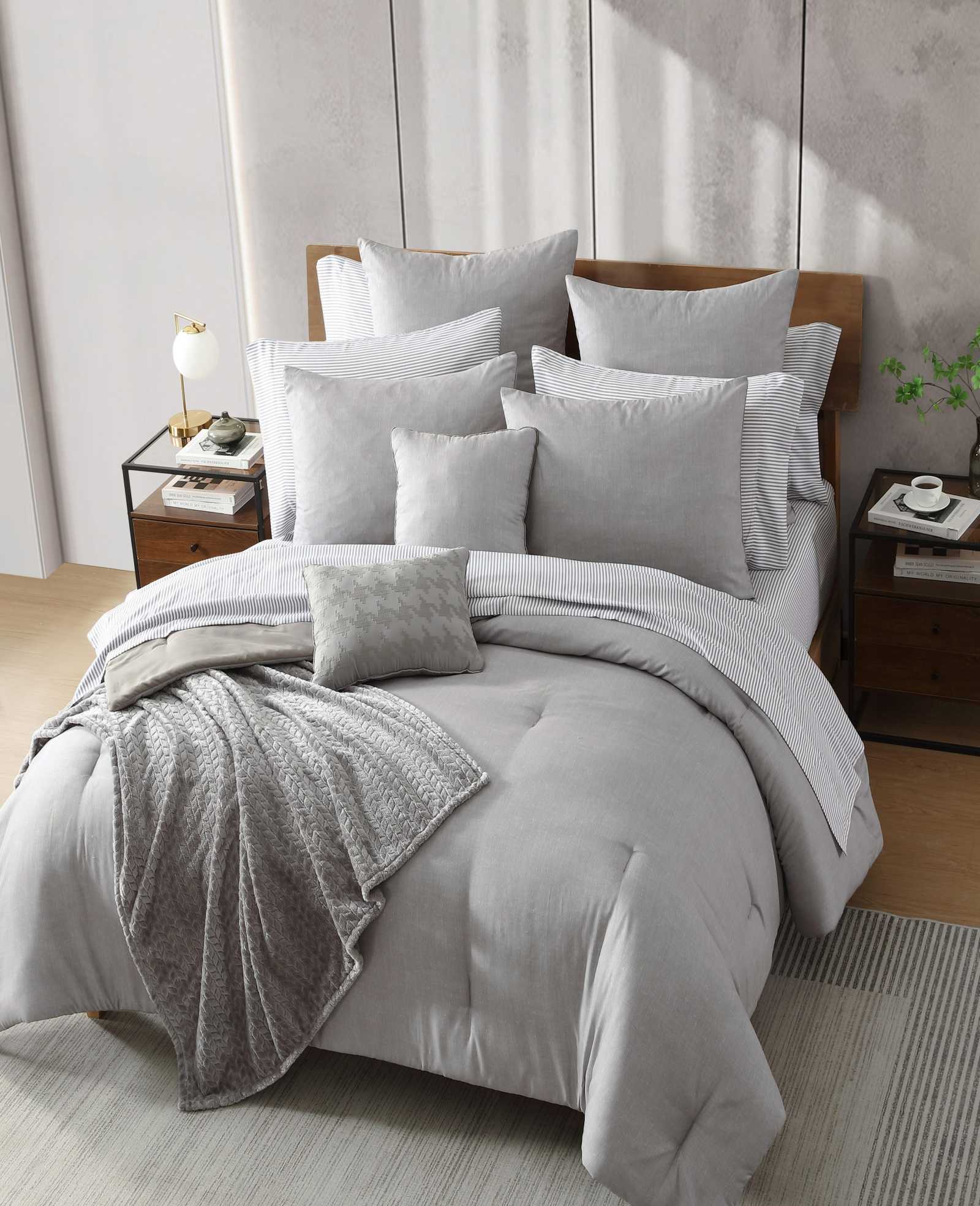 Kenneth Cole Reaction Home & Bedding Abstract Texture Comforter Set set comforter grigio Queen