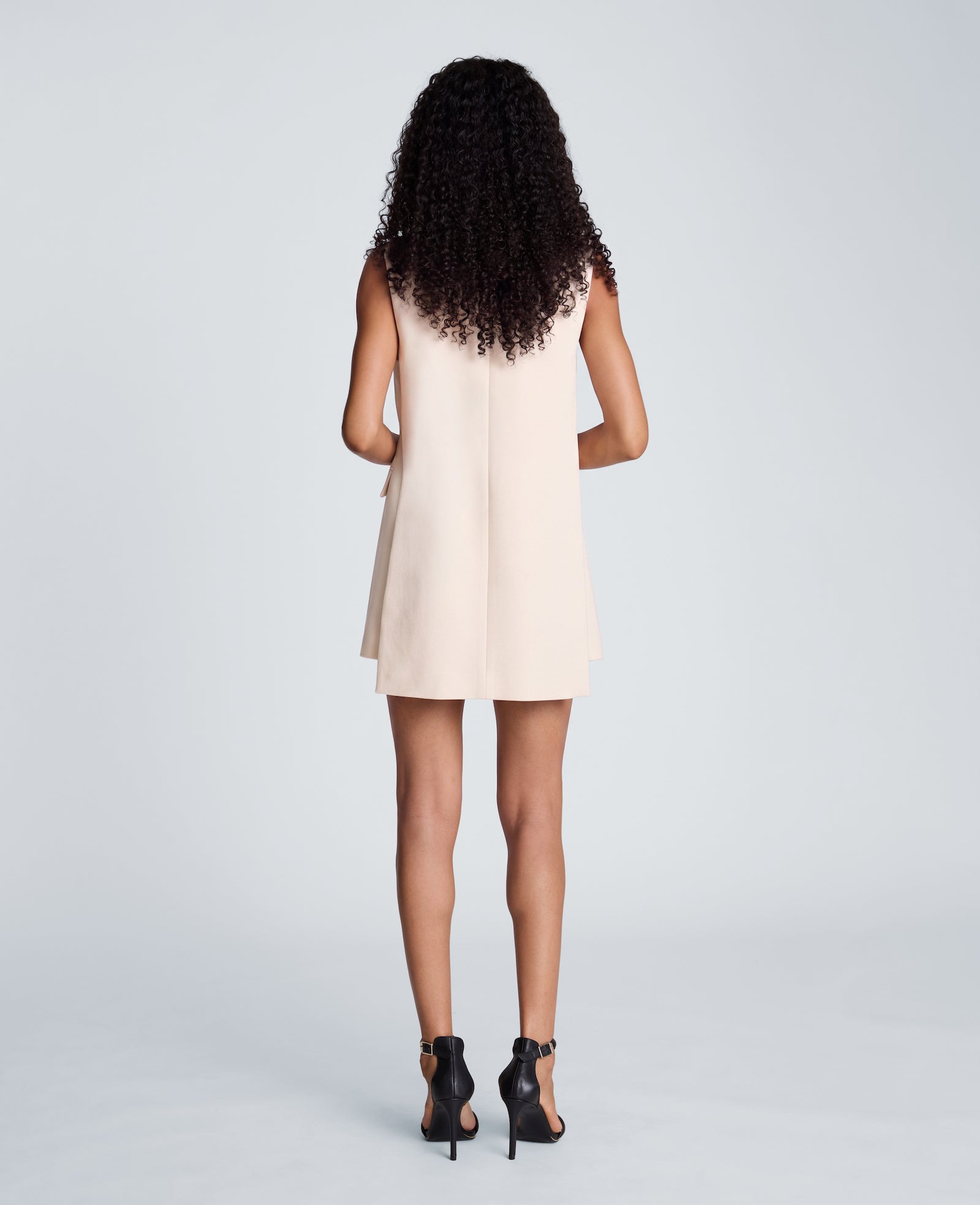 Kenneth Cole Reaction Clothing Asymmetrical Vest Mini Dress abito mini beige in crepe