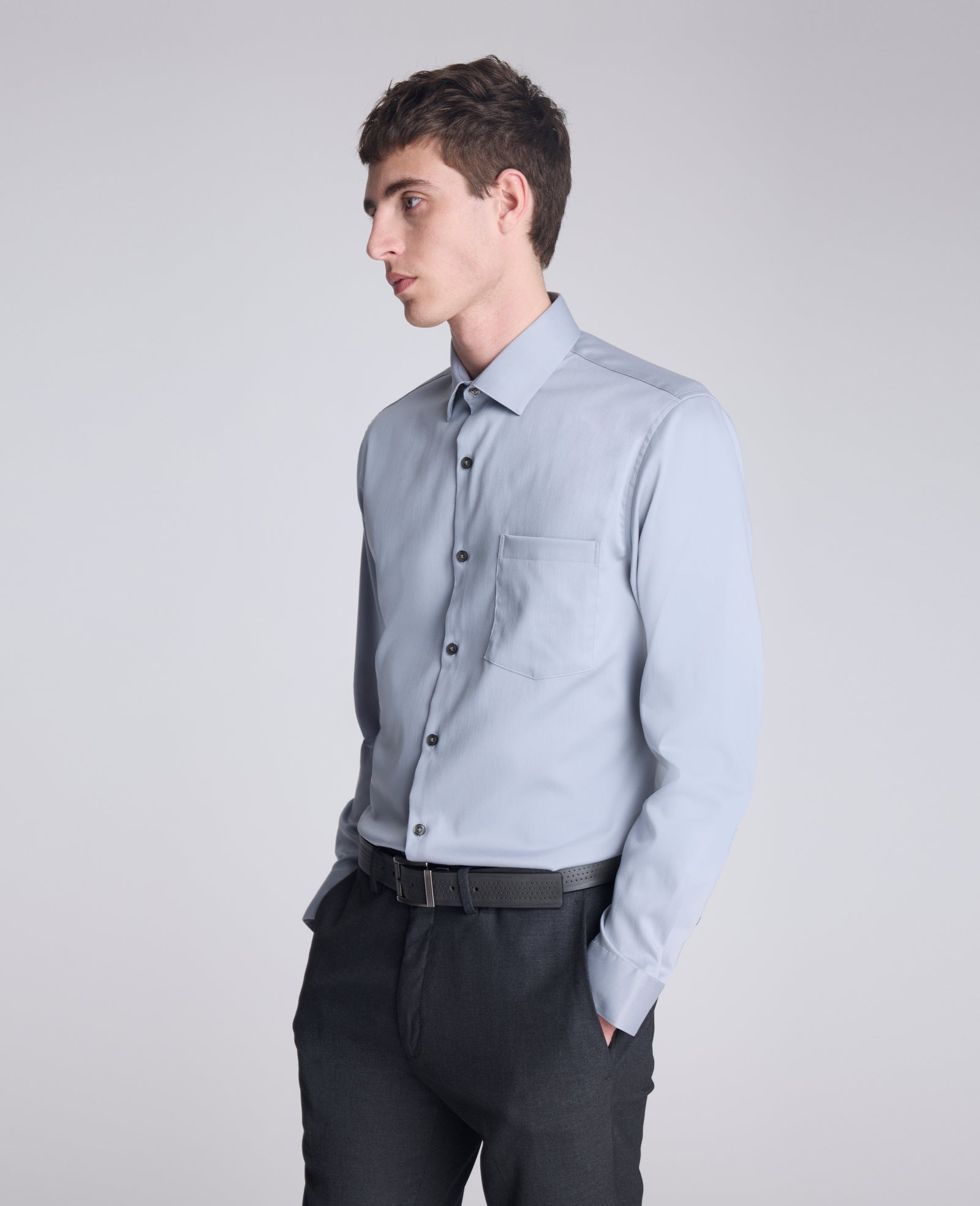 Kenneth Cole Reaction Clothing REACTION Slim-Fit Button-Down Dress Shirt camicia grigio pietra