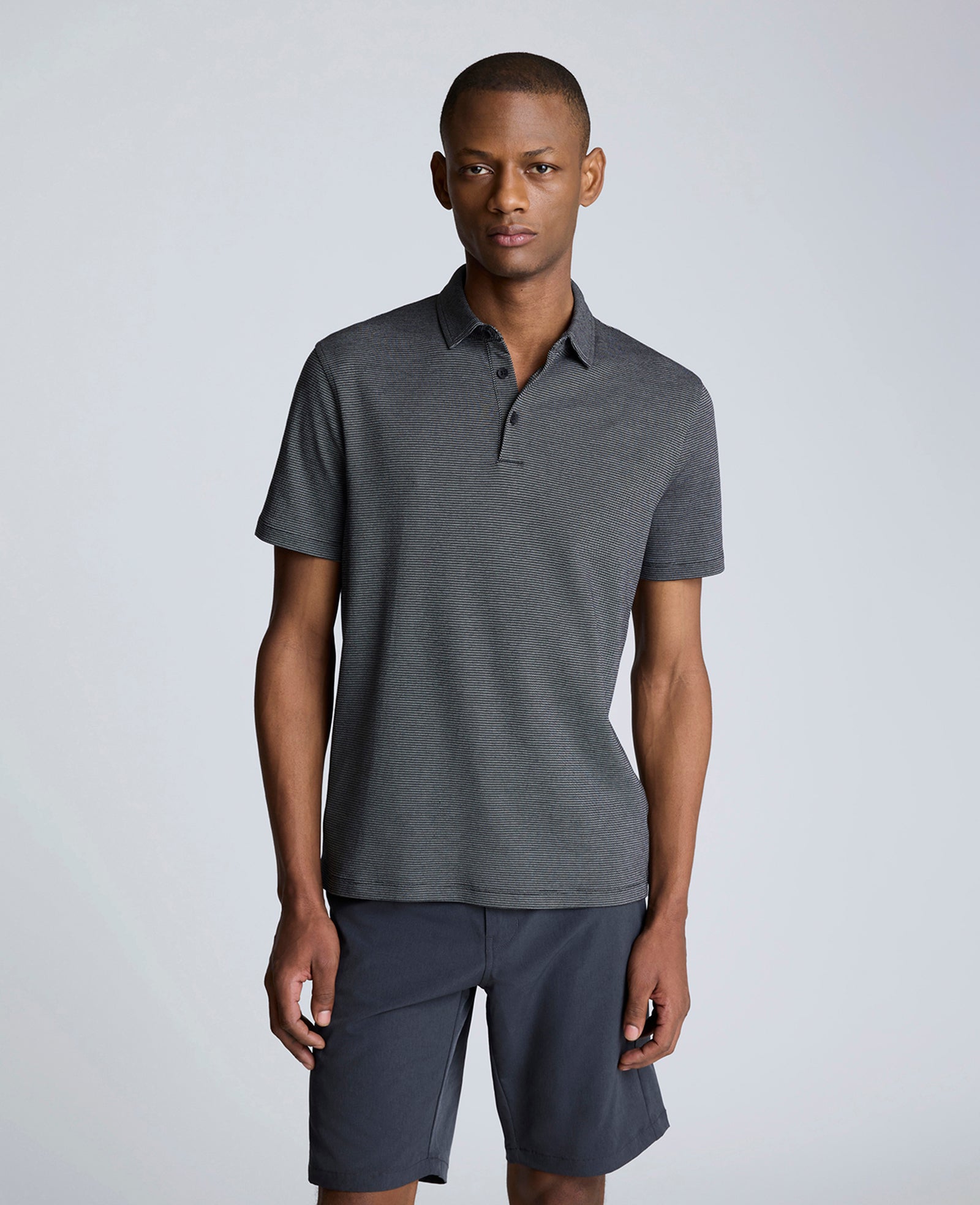 Kenneth Cole Reaction Clothing Knit Two-Toned Button polo nera in maglia, taglia S-XXL