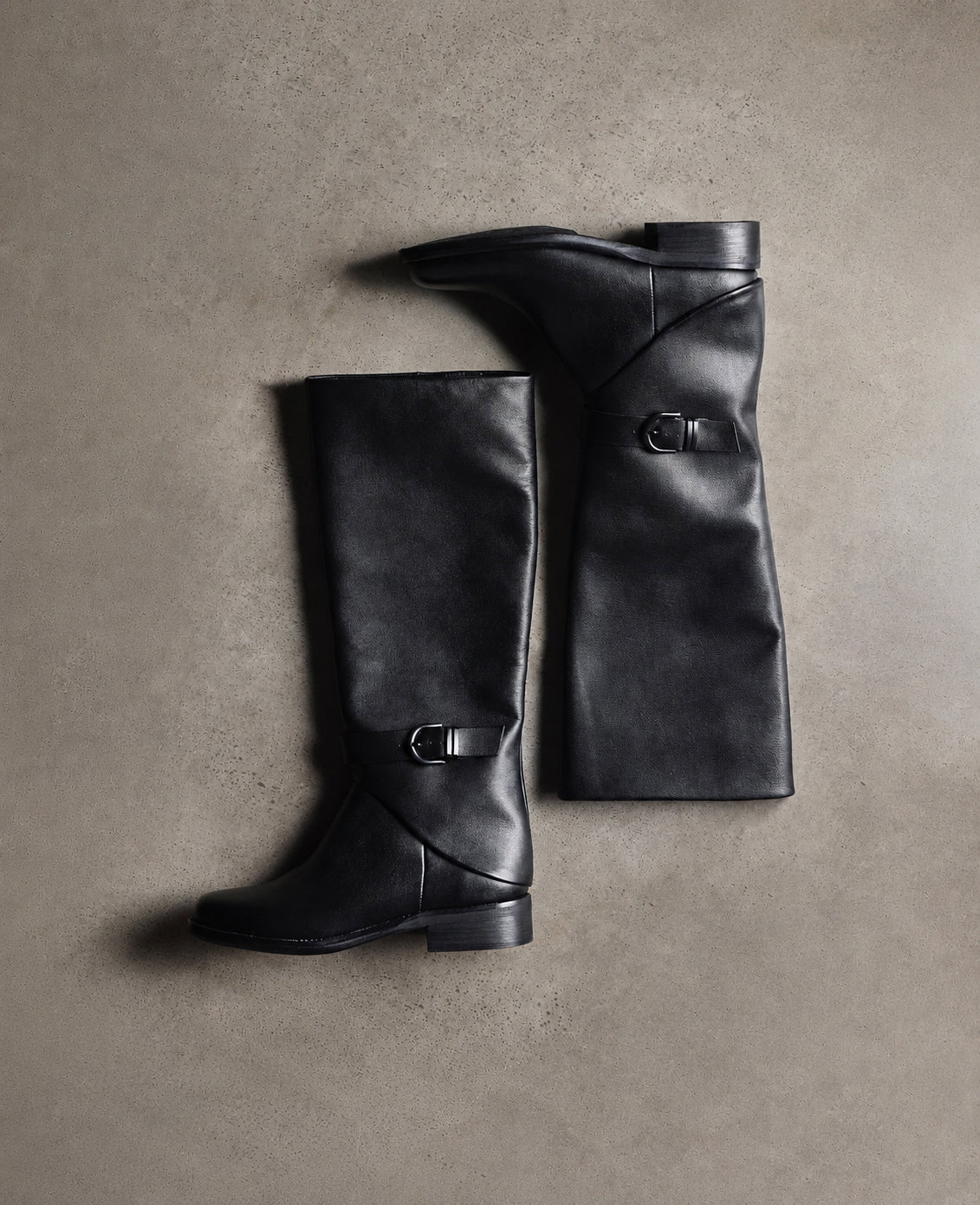 Kenneth Cole Reaction Shoes Joey Leather Belted Riding Boot stivale Black Leather in pelle