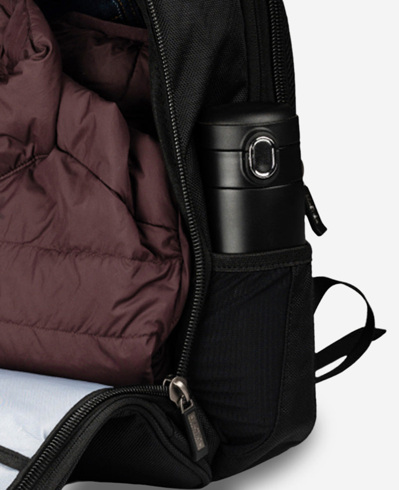 Kenneth Cole Reaction Luggage Brooklyn Backpack zaino nero porta laptop