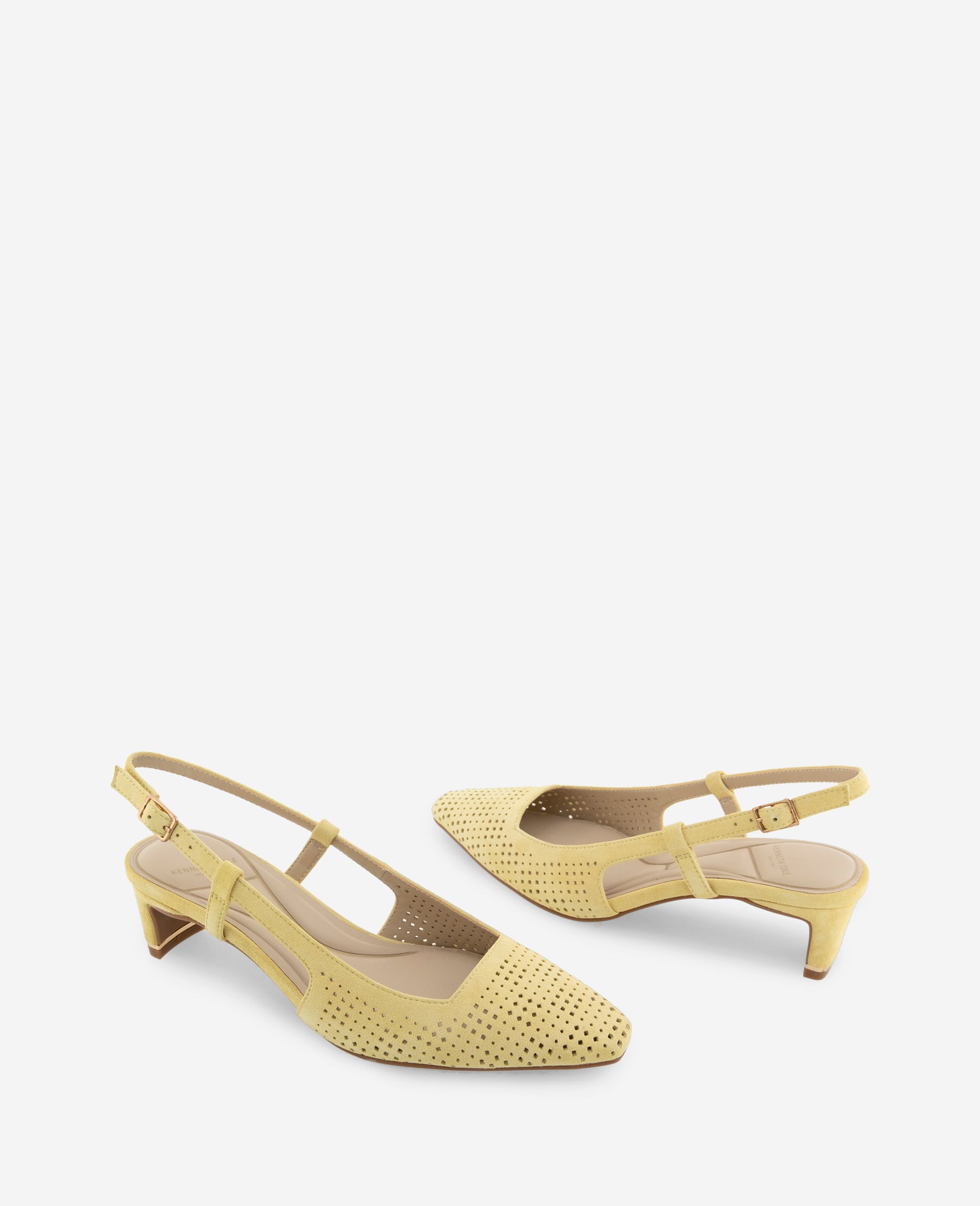 Kenneth Cole Reaction Shoes Marbella Perforated Suede Slingback Heel décolleté gialle in suede traforato