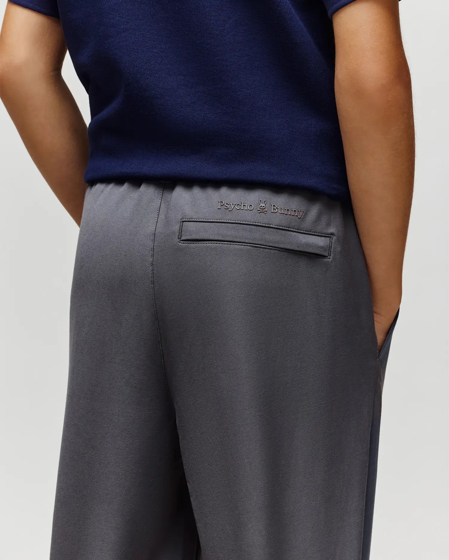 Psycho Bunny Kids Bottoms Mathieu Commuter Pant KB0600002 pantaloni Blackened Pearl elasticizzati