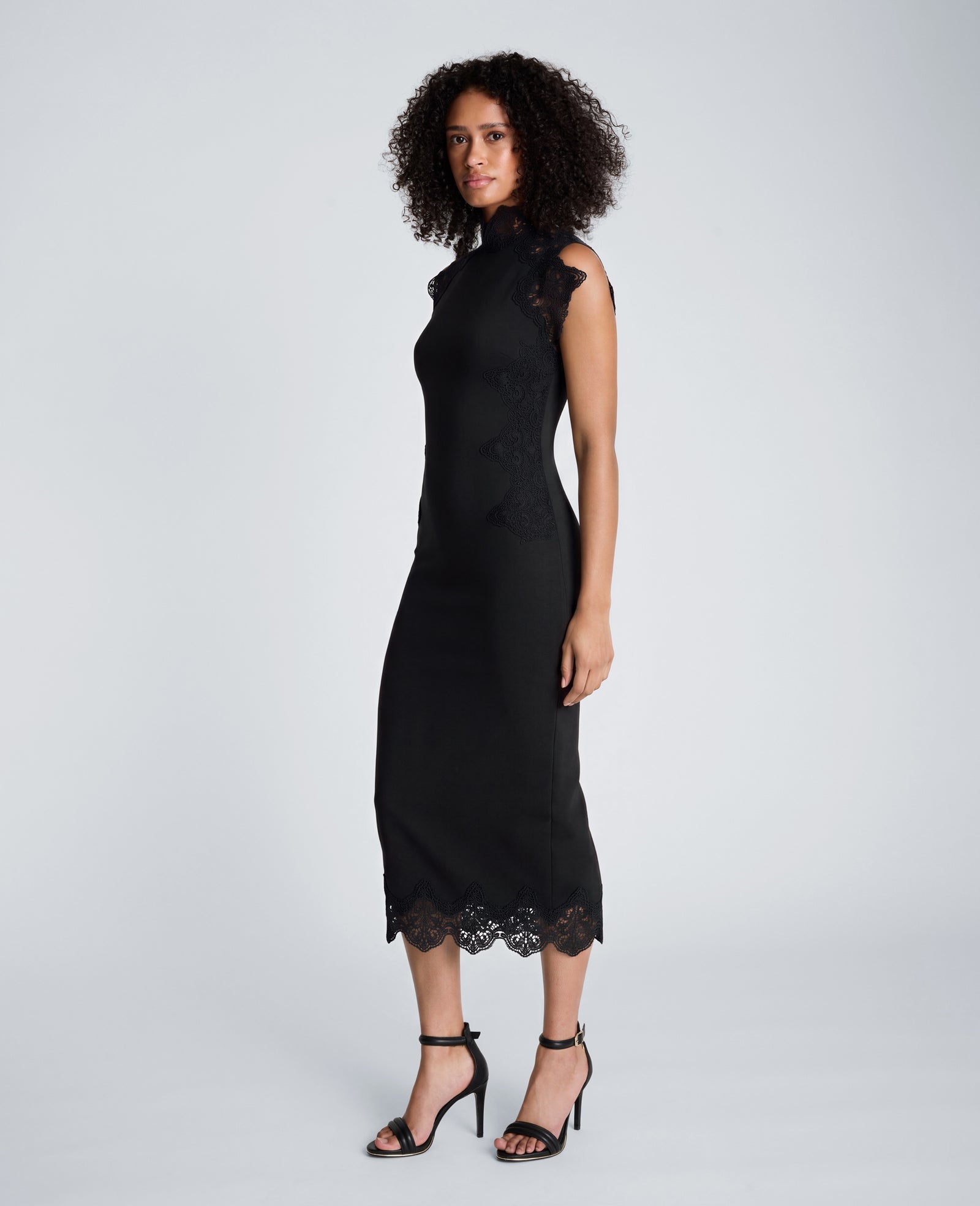 Kenneth Cole Reaction Mock Neck Lace Layered Midi Dress abito nero