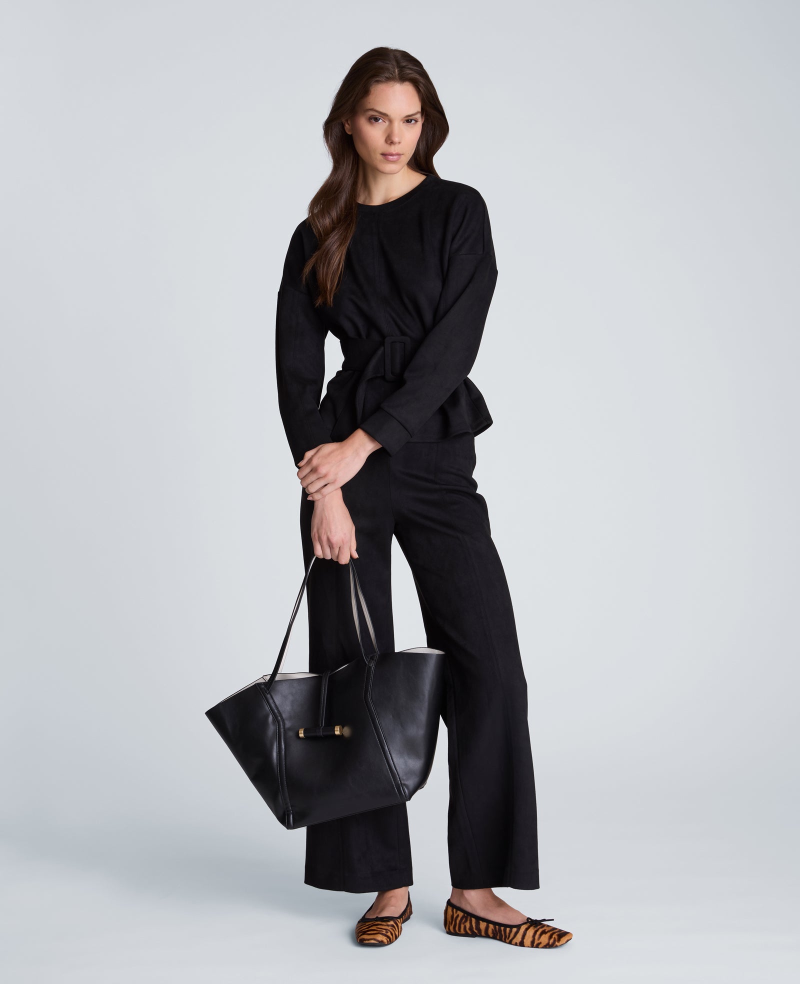 Kenneth Cole Reaction Clothing Long Sleeve Crew Neck with Belt abito nero