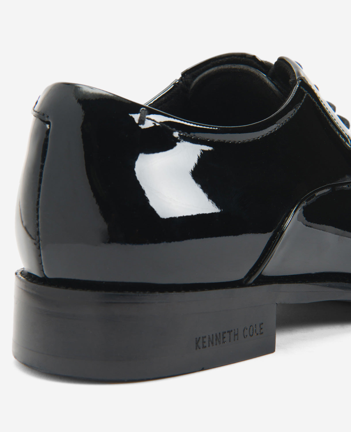 Kenneth Cole Reaction Shoes Tully Patent Leather Cap Toe oxford nere