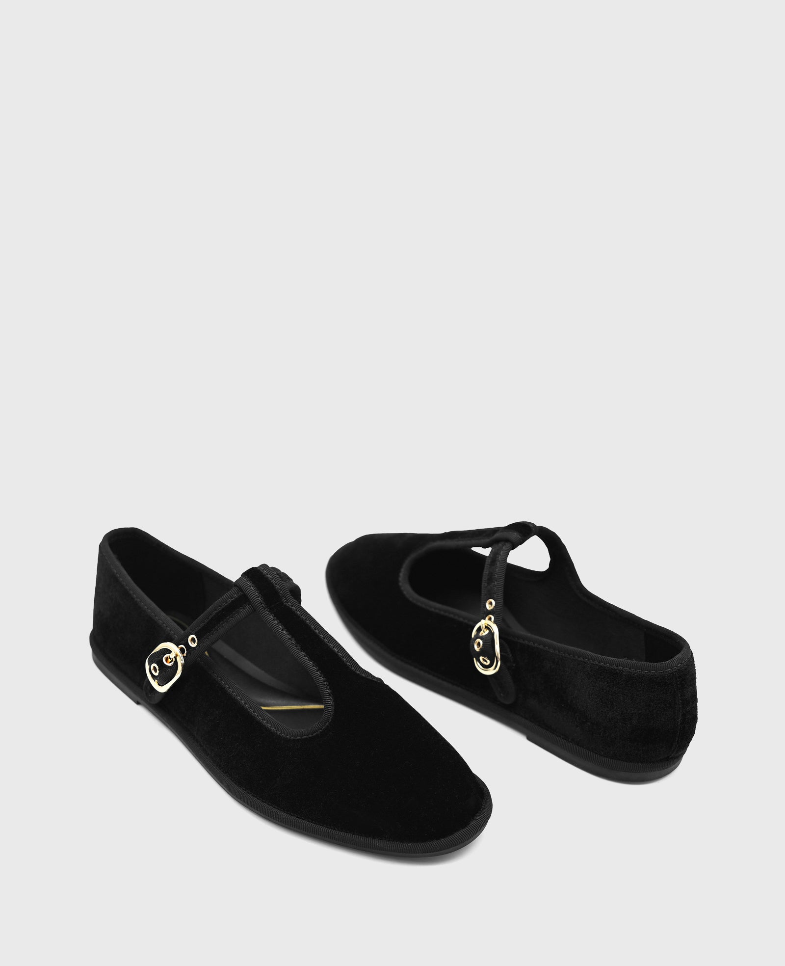 Kenneth Cole Reaction Shoes Verona Velvet T-Strap Mary Jane Flat ballerine nere in velluto