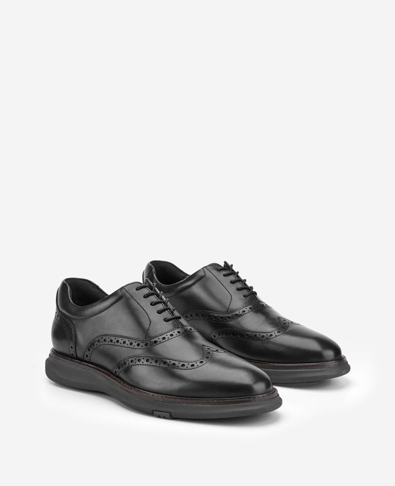 Kenneth Cole Reaction Shoes Lendal Wingtip Oxford oxford in pelle nera