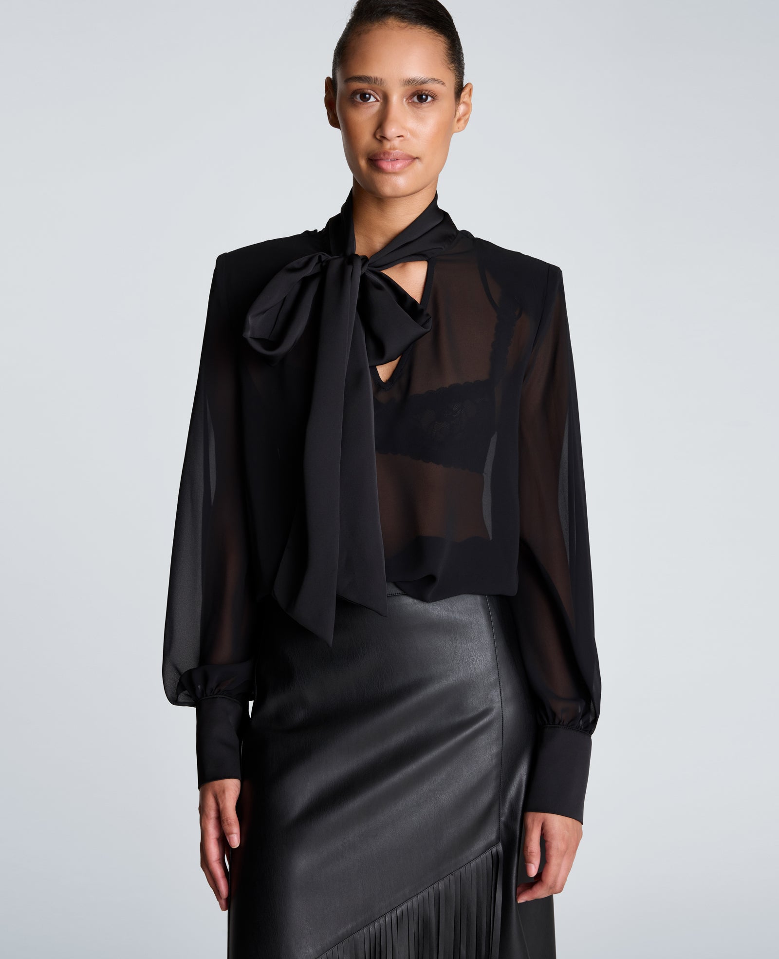 Kenneth Cole Reaction Clothing Tie Neck Blouse camicetta nera XS-XL in chiffon