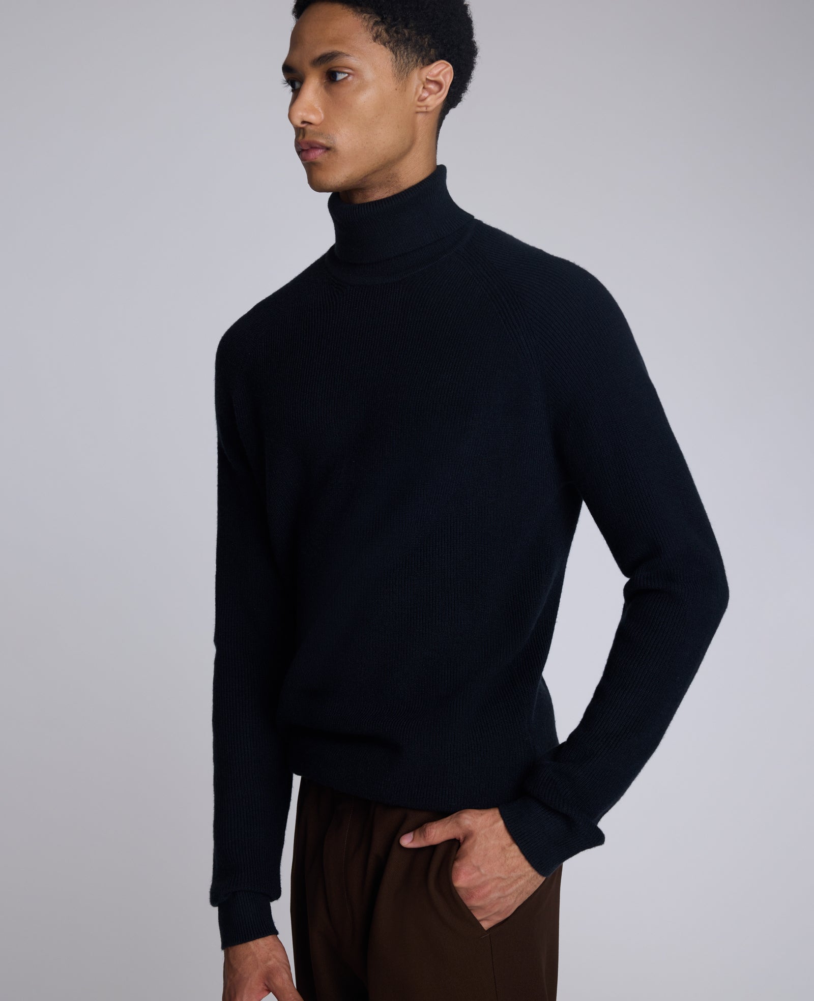 Kenneth Cole Reaction Clothing Foldover Turtleneck Sweater maglione nero collo alto
