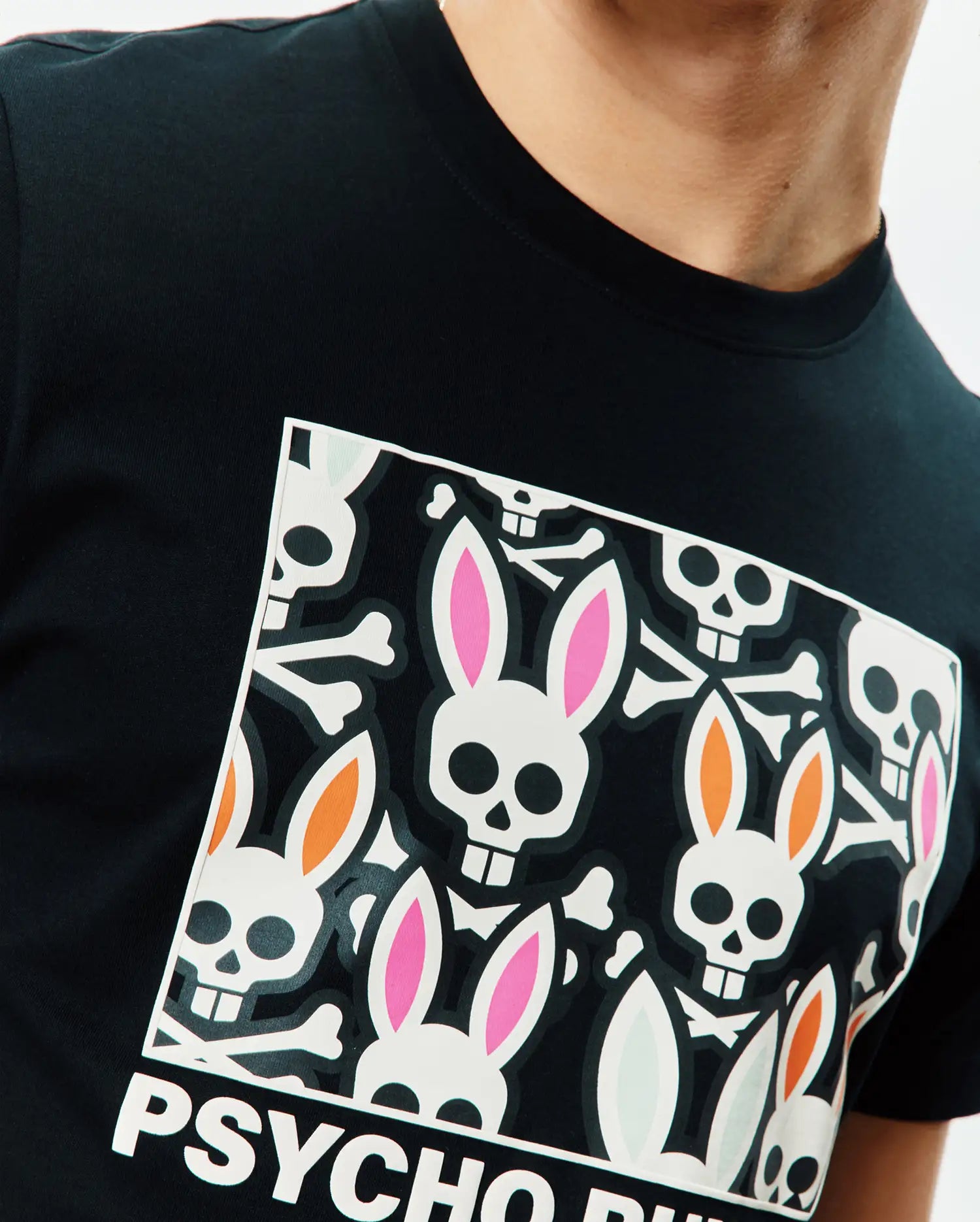 Psycho Bunny Men's Tees Byron Graphic Tee maglietta nera cotone Pima