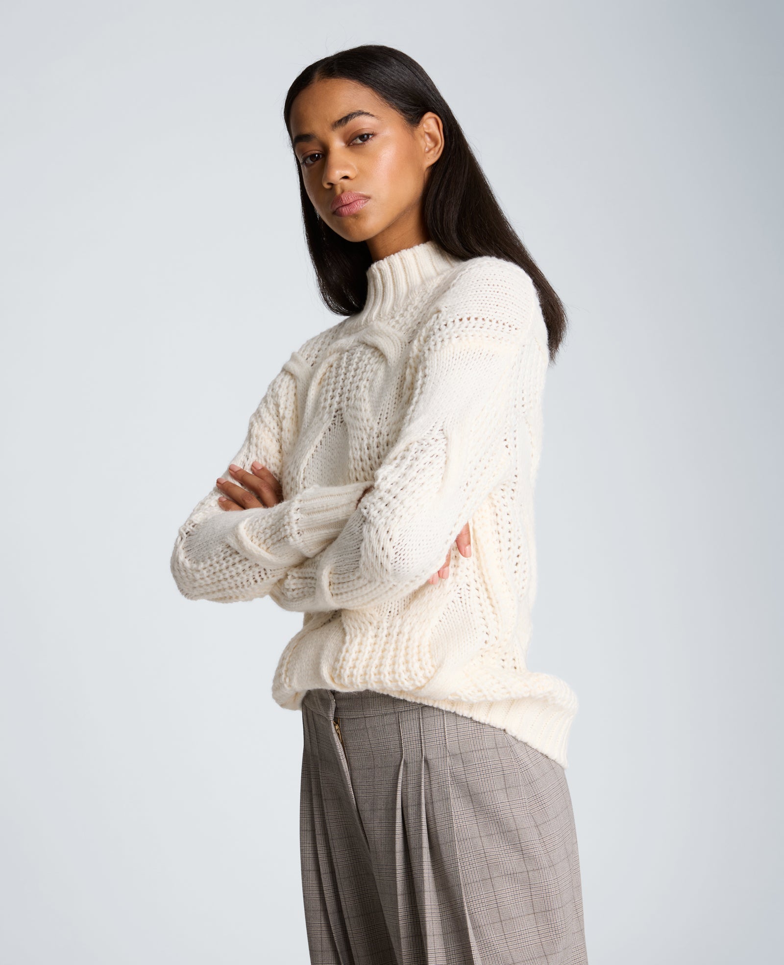 Kenneth Cole Reaction Clothing Oversized Cable Mock Neck Sweater maglione color ostrica