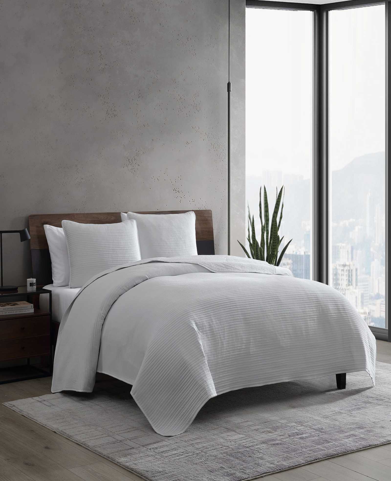 Kenneth Cole Reaction Home & Bedding Washed Channel Quilt Set trapunta grigia