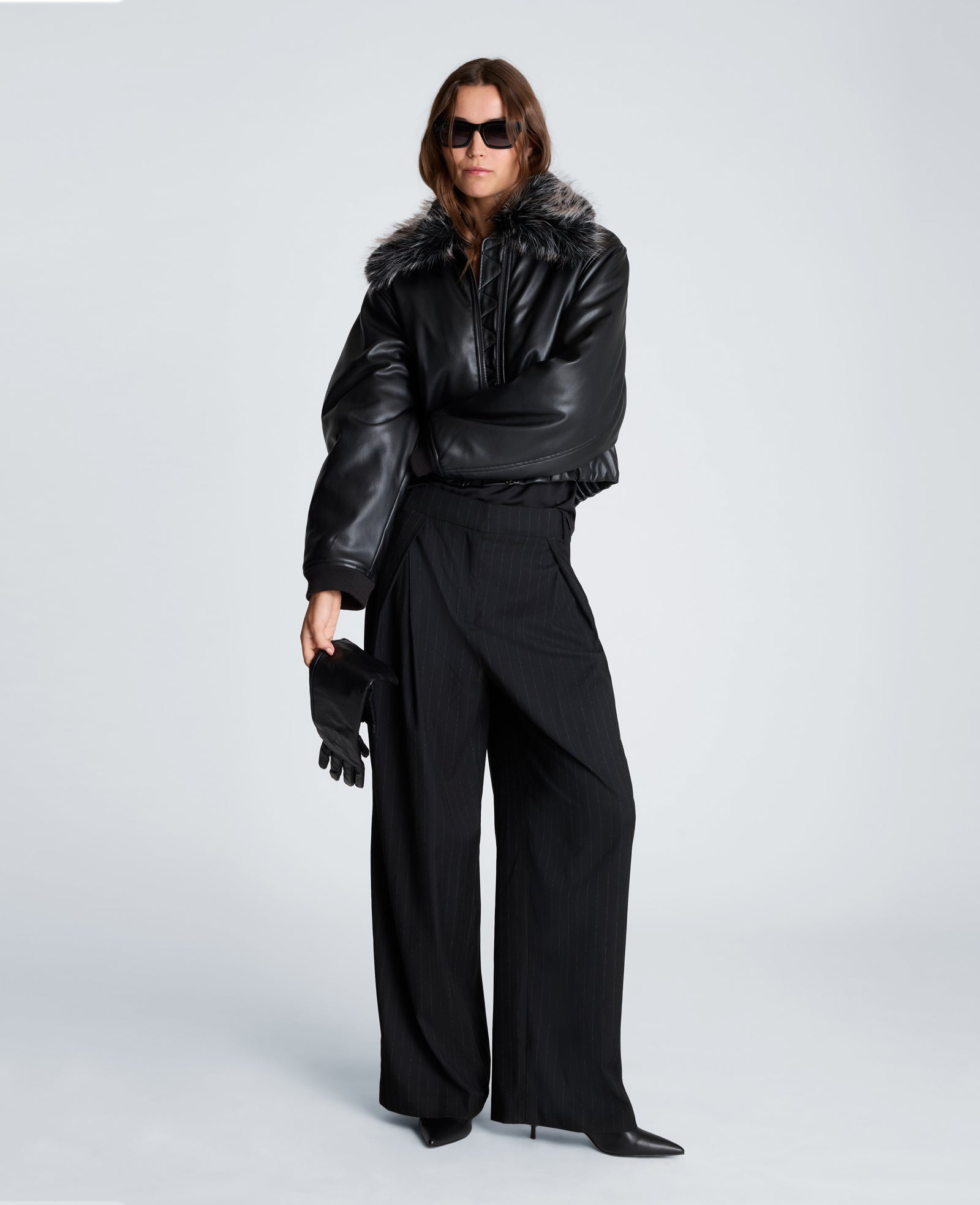 Kenneth Cole Reaction Clothing Cropped Puffer with Removeable Fur Collar giacca nera multicolore con collo removibile