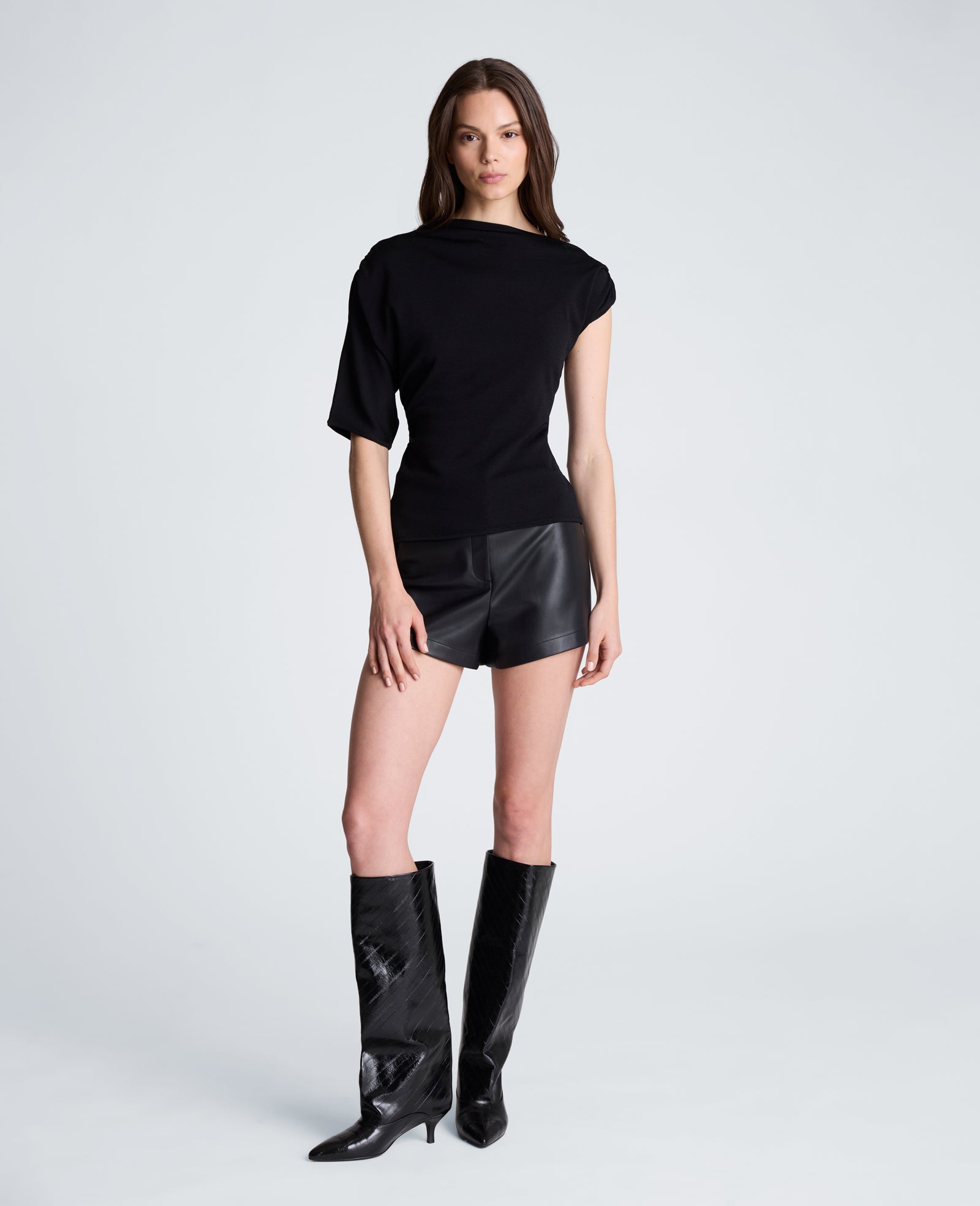 Kenneth Cole Clothing Asymmetrical Drape Neck Jersey Sweater maglione nero