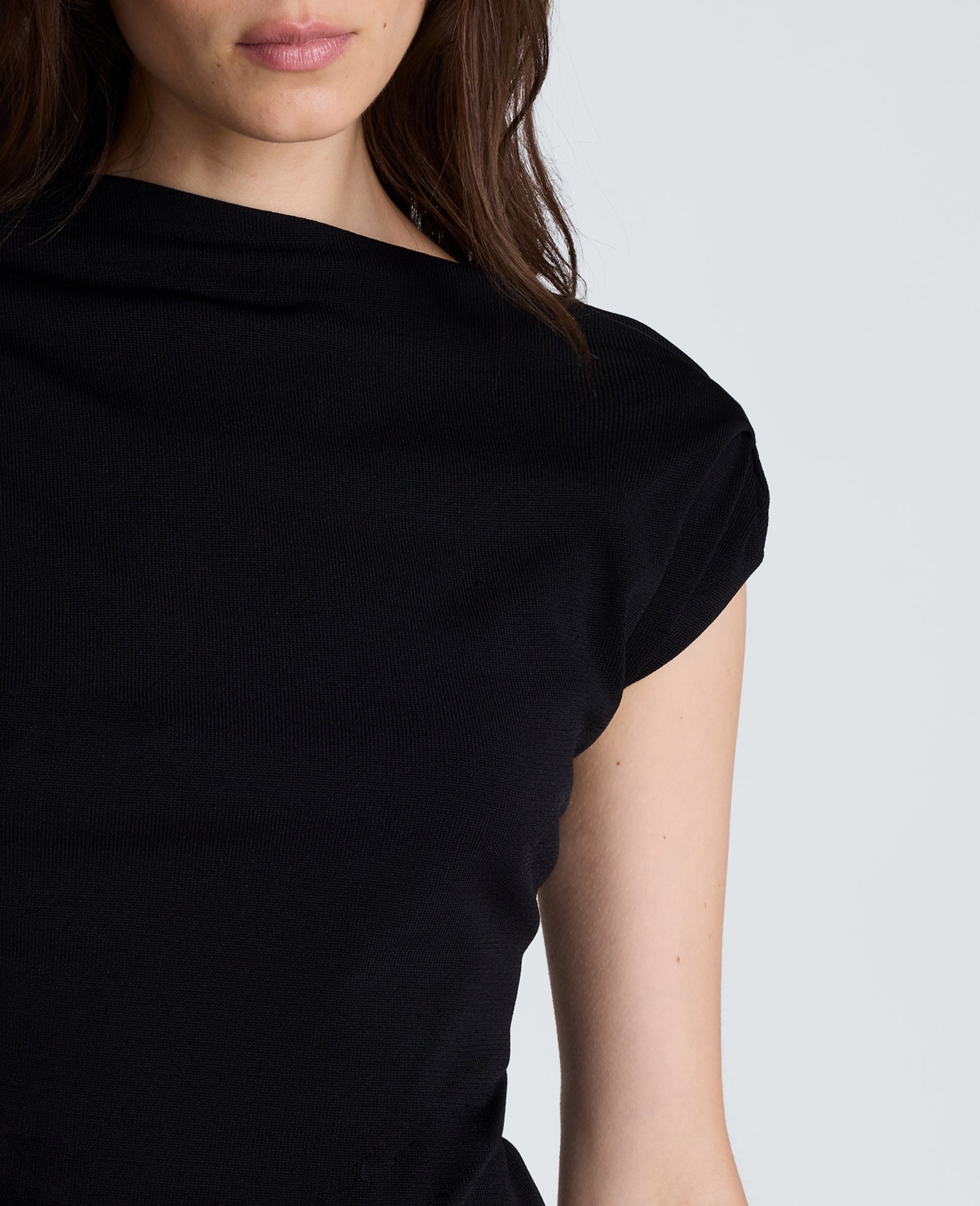 Kenneth Cole Clothing Asymmetrical Drape Neck Jersey Sweater maglione nero