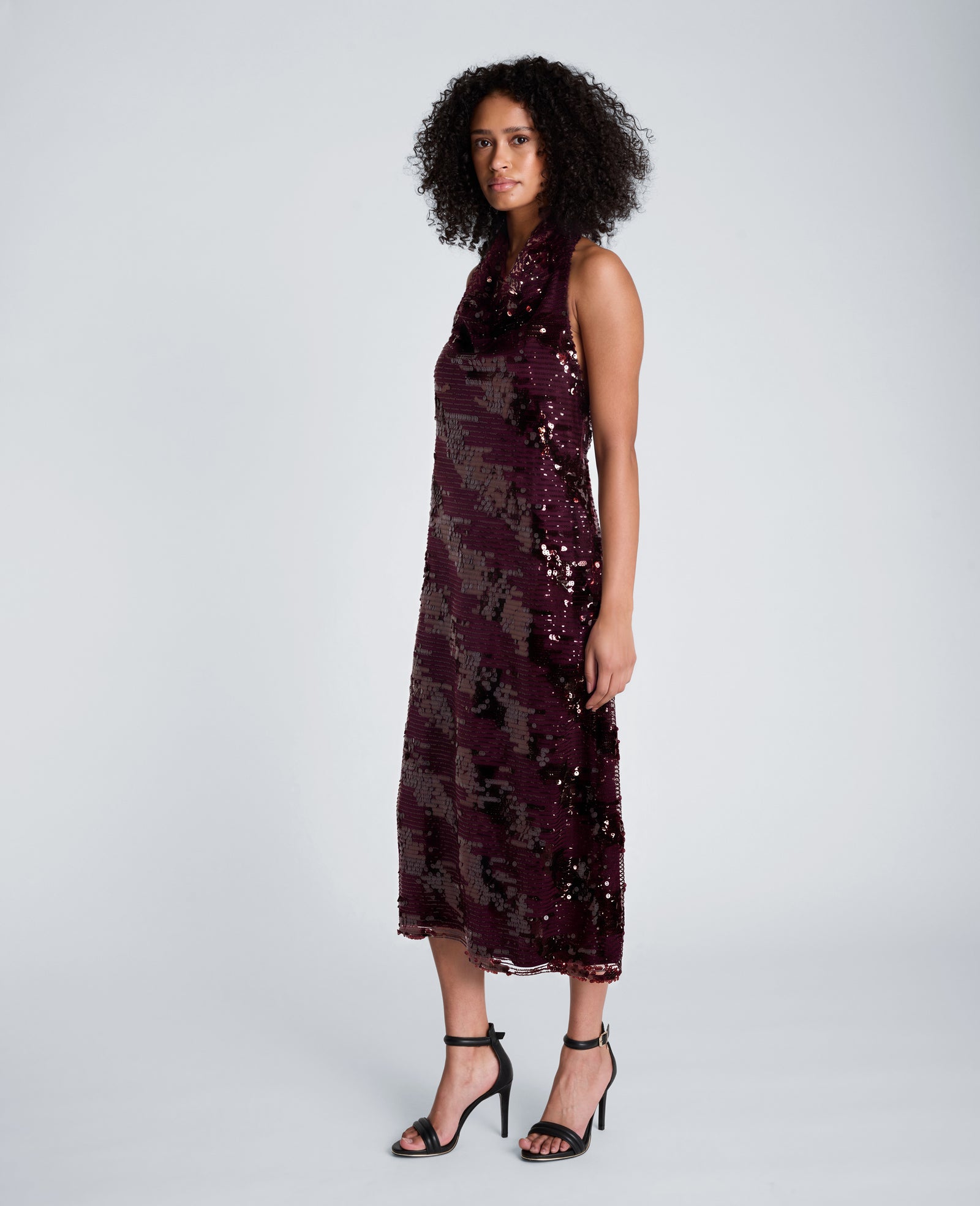 Kenneth Cole Reaction Halter Neck Midi Sequin Dress abito rosso prugna