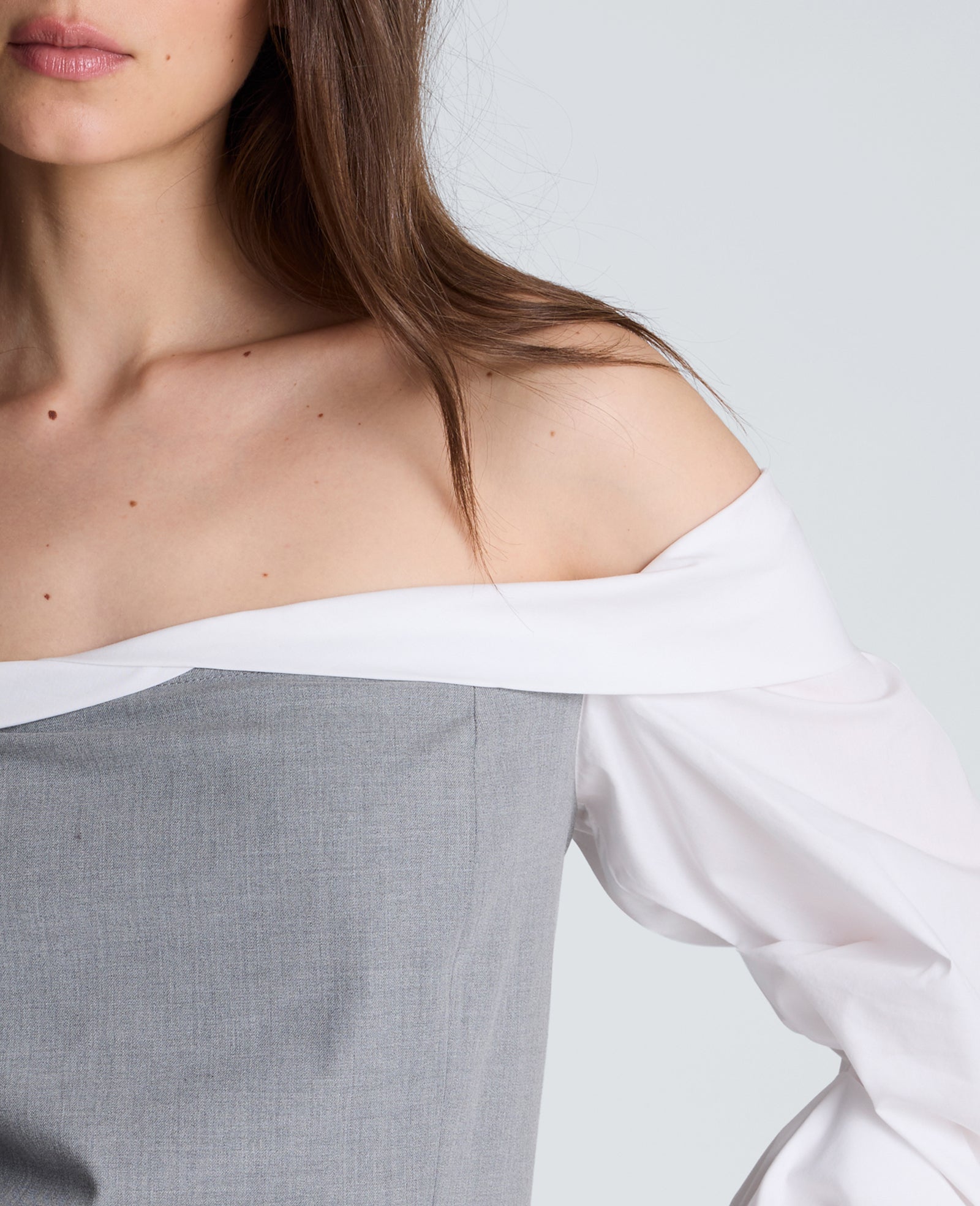 Kenneth Cole Reaction Clothing Off-Shoulder Pleated Sleeve Bustier Top blusa