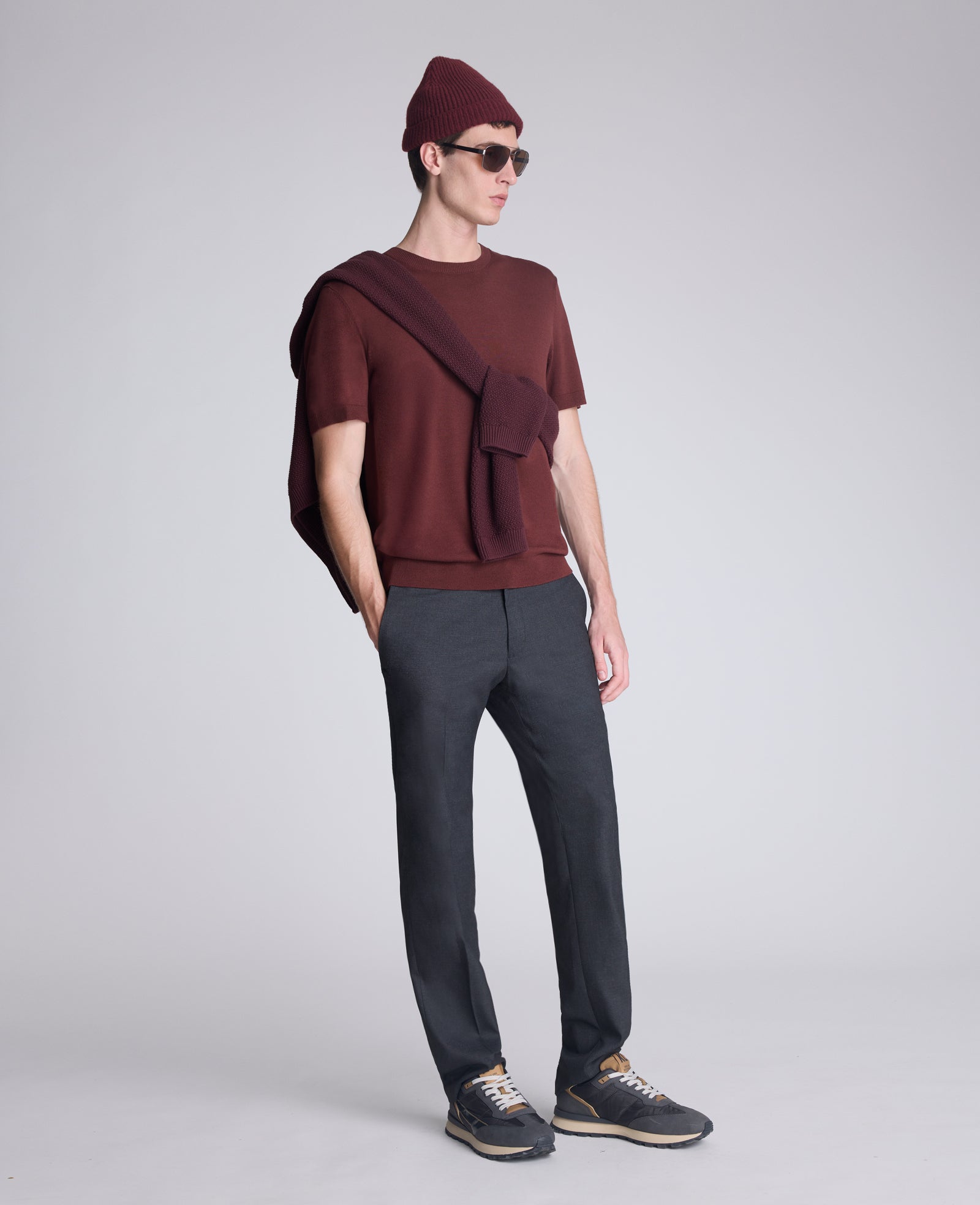 Kenneth Cole Reaction Clothing Sweater Tee maglia bordeaux maniche corte leggera
