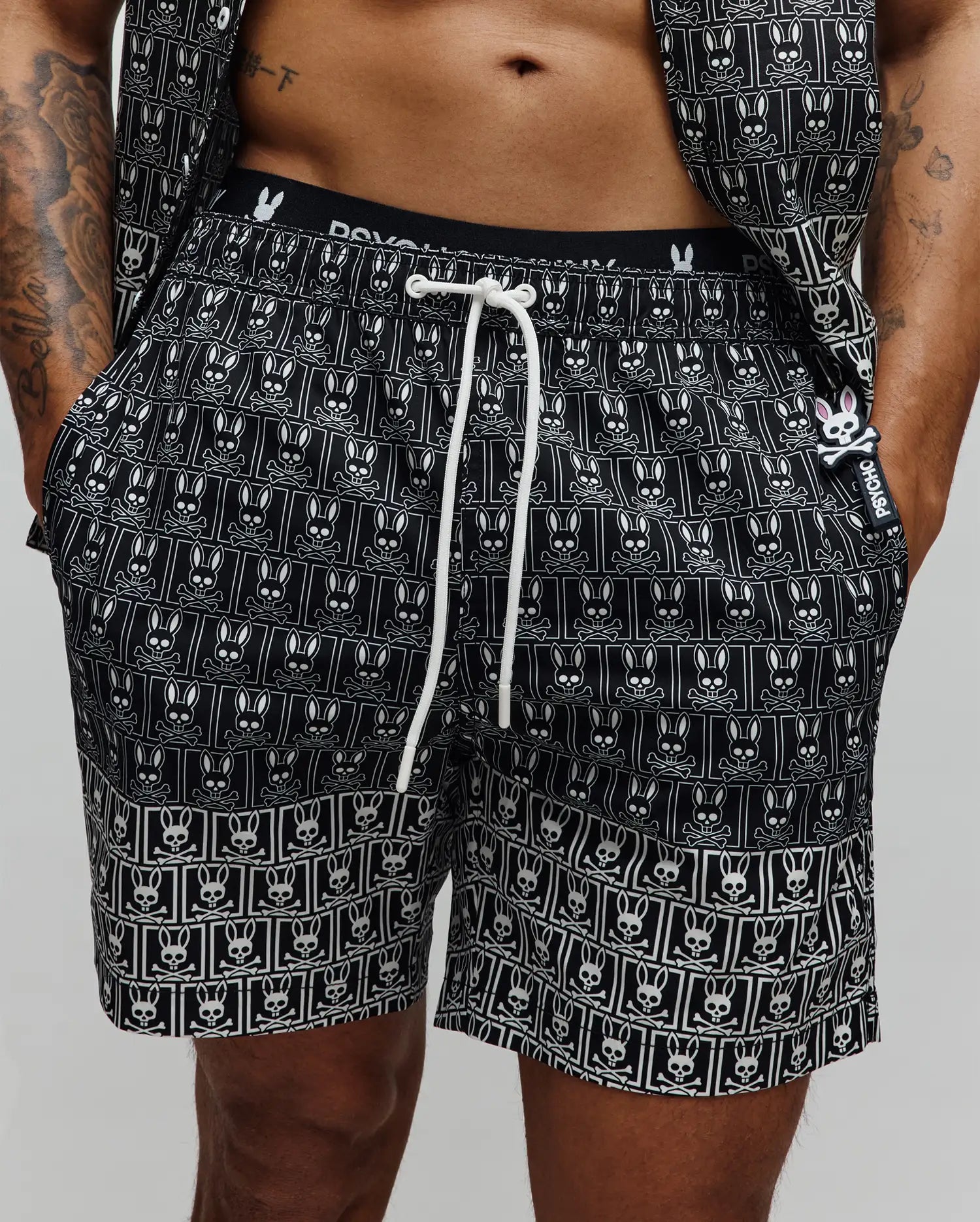 Psycho Bunny Men's Swimwear MENS KEON ALL OVER BUNNY SWIM TRUNK 6 MO1000099 costume uomo nero