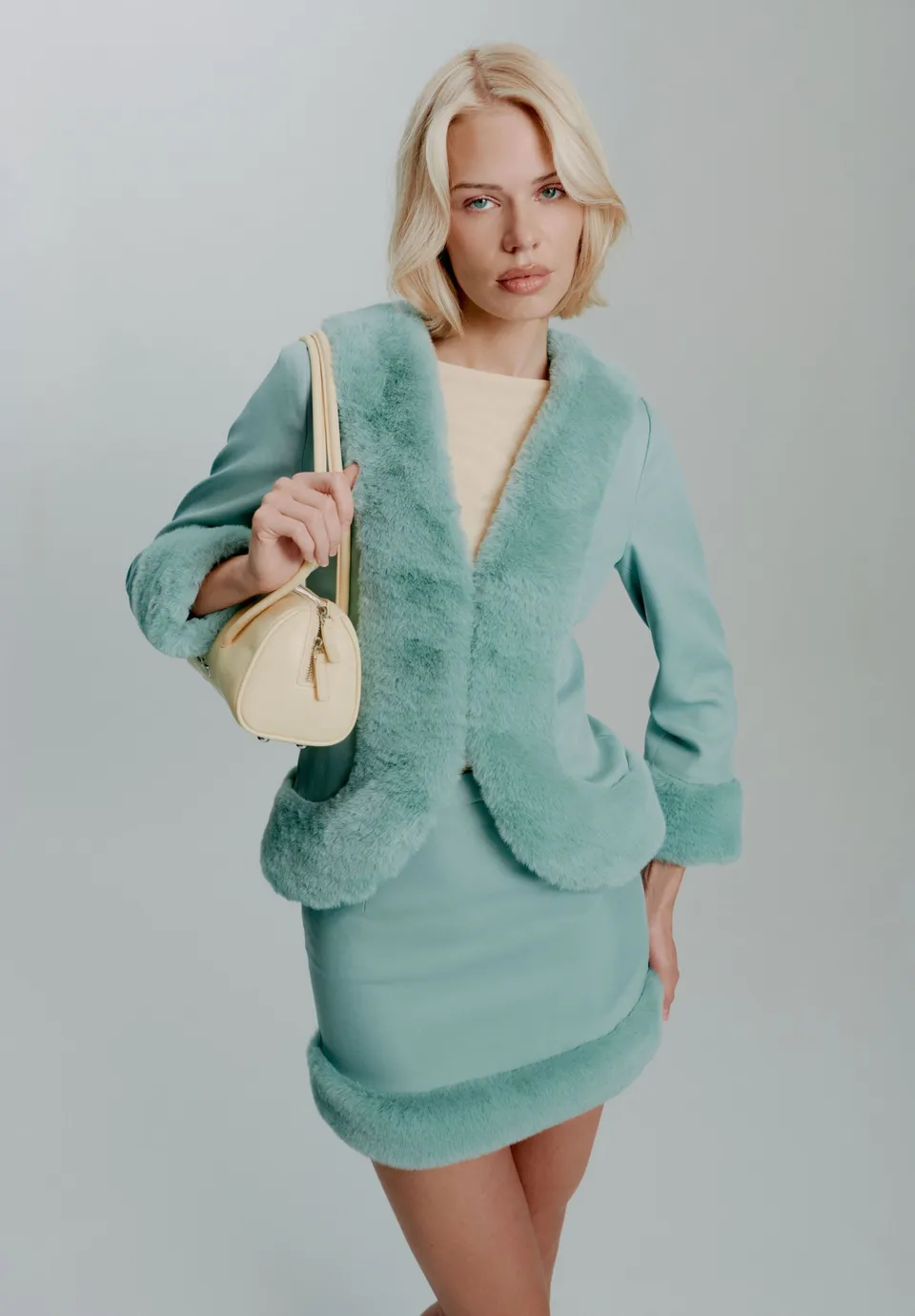 House Of Sunny Women's Jackets PLUSH TRIM TAILORED BLAZER blazer sartoriale con peluche