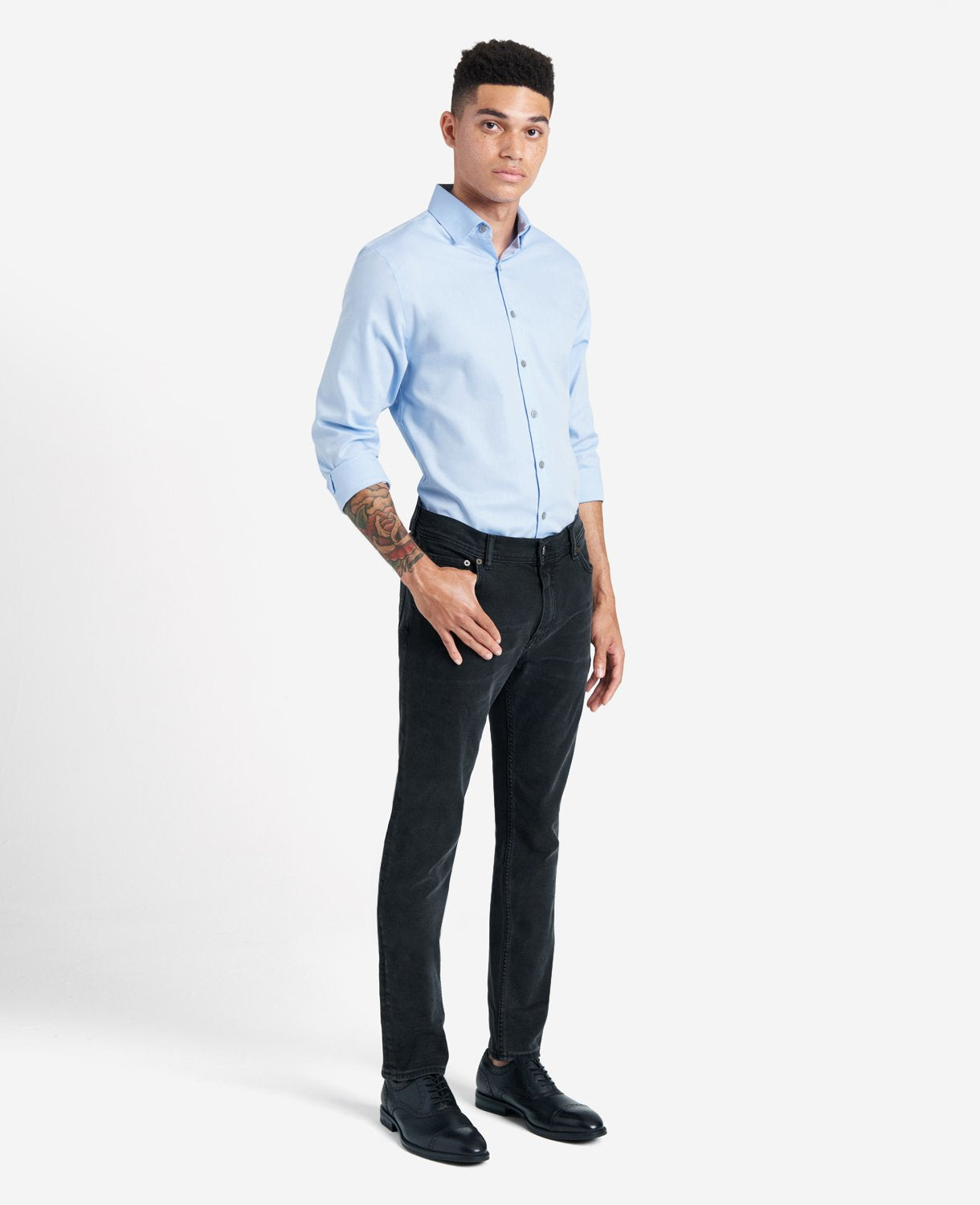 Kenneth Cole Reaction Clothing Slim-Fit Button-Down Stretch Dress Shirt with TEK FIT camicia azzurra