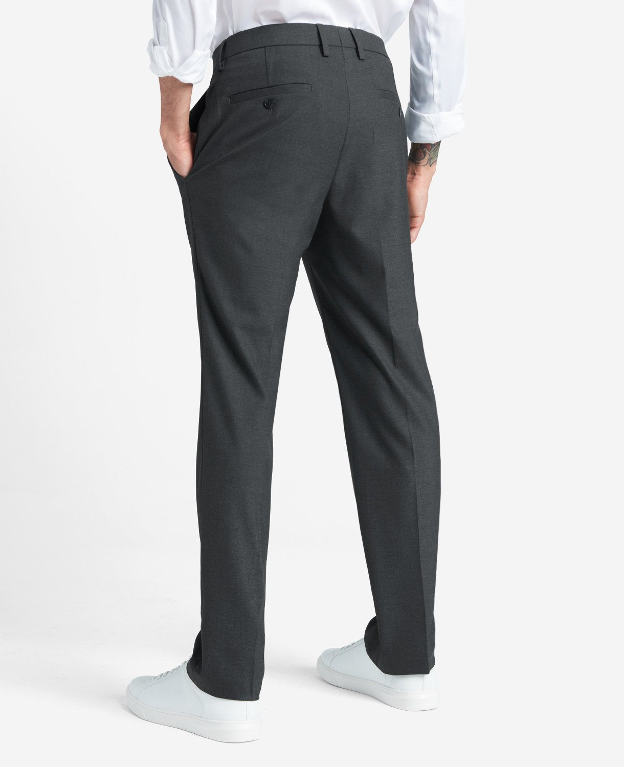 Kenneth Cole Reaction Clothing Slim-Fit Stretch Twill Dress Pant pantaloni grigio antracite 29-40 elasticizzati