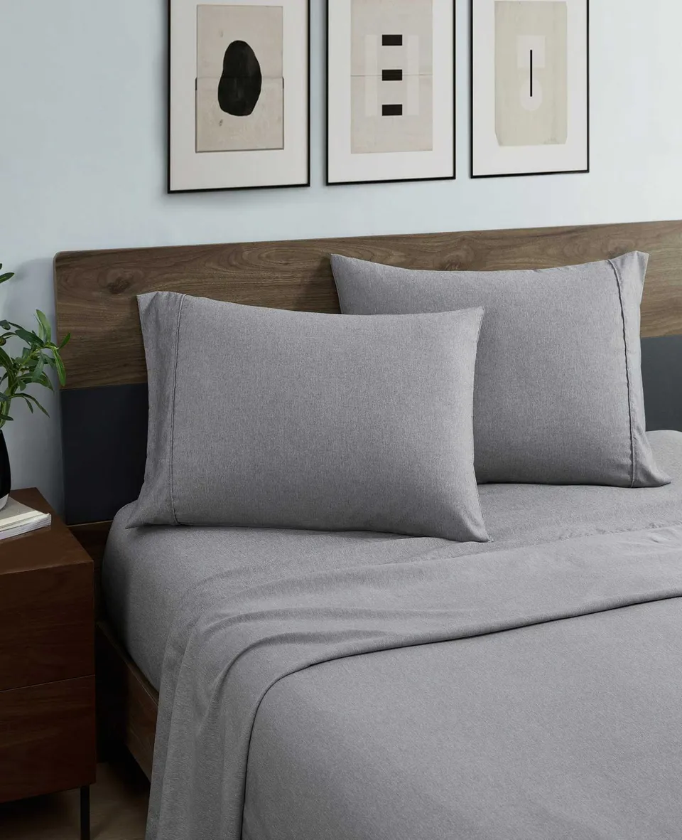 Kenneth Cole Reaction Home & Bedding Solid Cationic Sheet Set lenzuola queen grigie in poliestere
