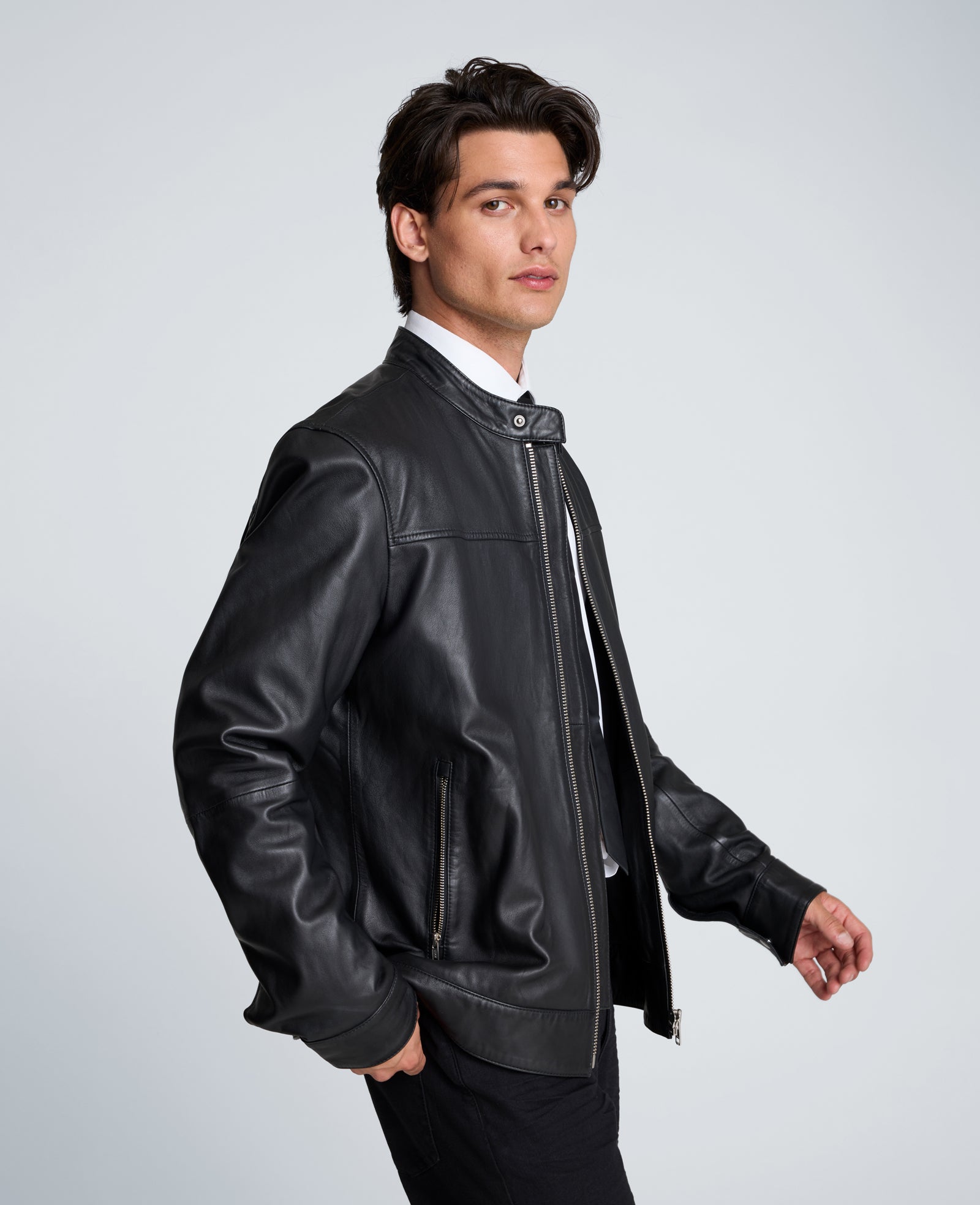 Kenneth Cole Reaction Clothing Stand Collar Leather Moto Jacket giacca in pelle nera
