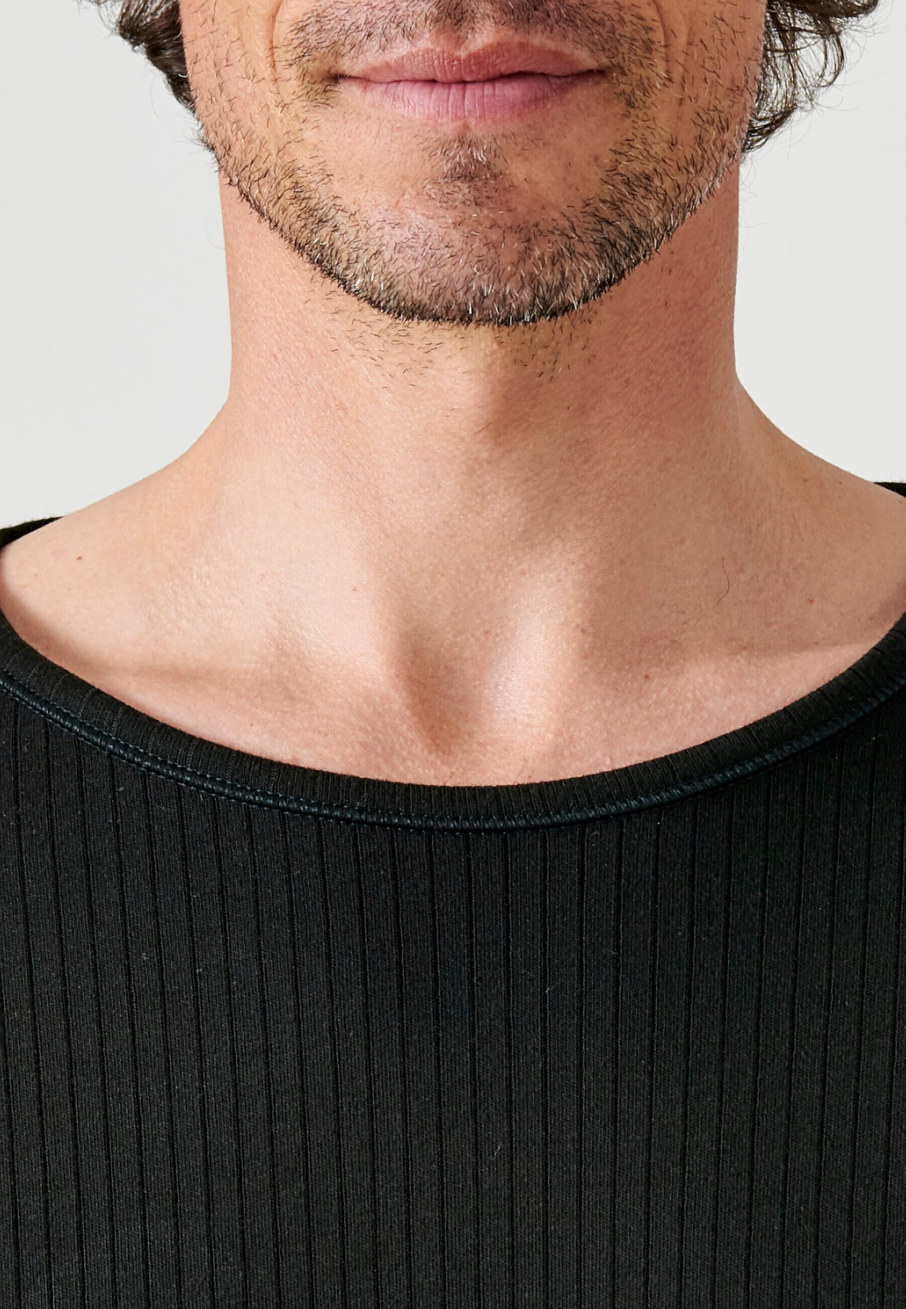 Damart Prêt-à-porter Tee Shirt Manches Longues maglia uomo nera