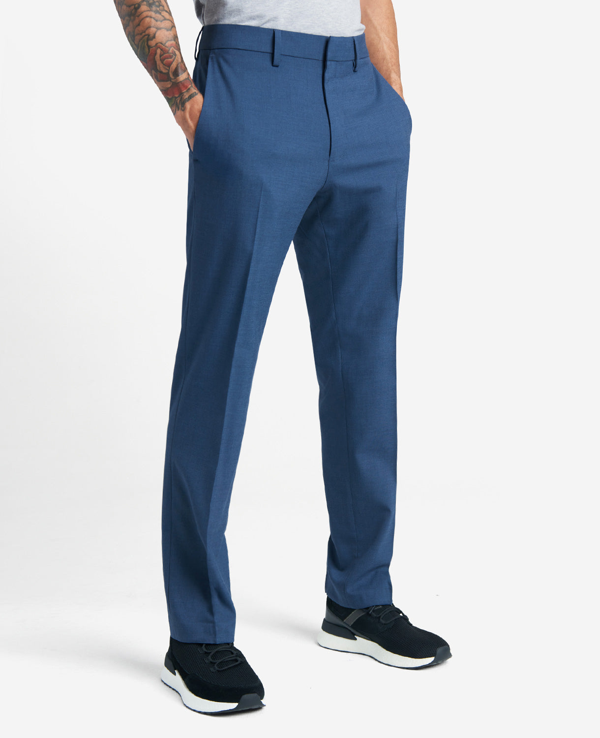 Kenneth Cole Reaction Clothing Slim-Fit Stretch Twill Dress Pant pantaloni eleganti blu chambray