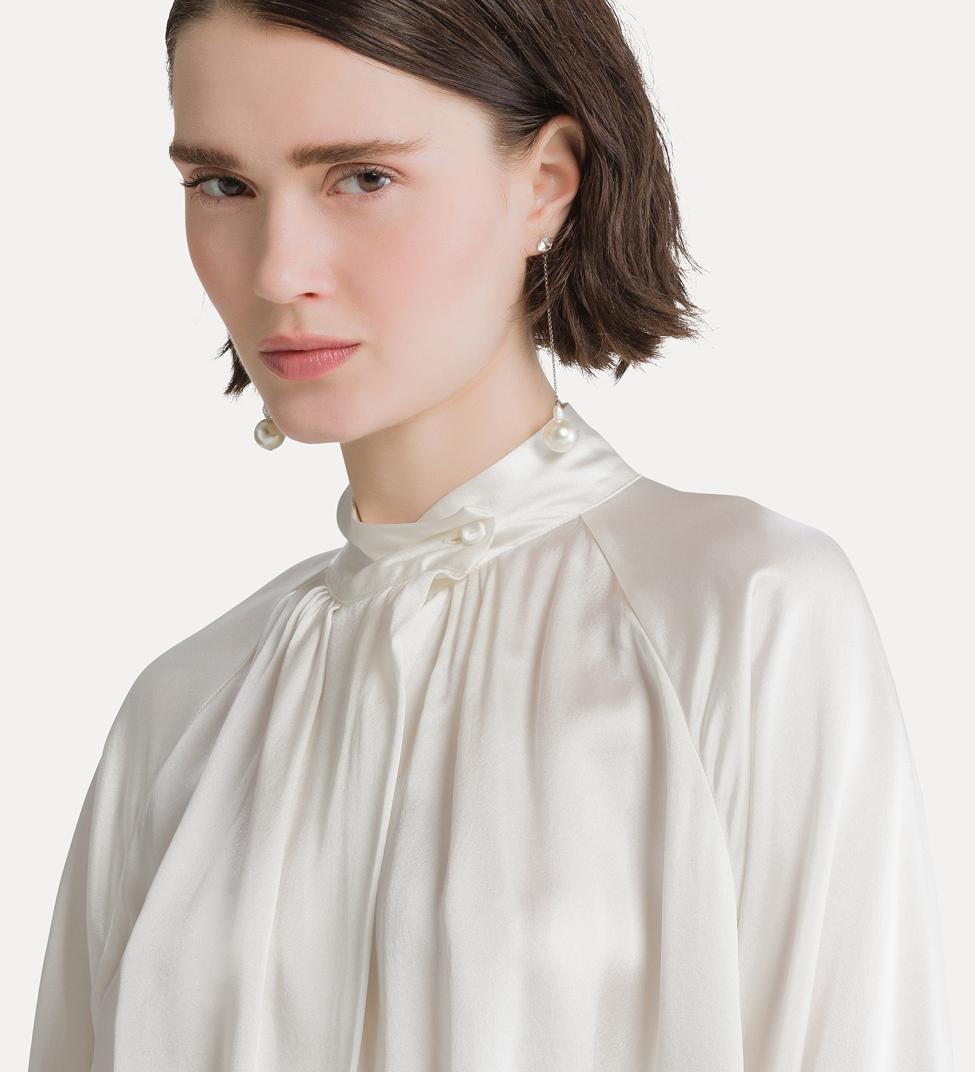 Forte abiti abito lungo bianco in seta e tulle plissé