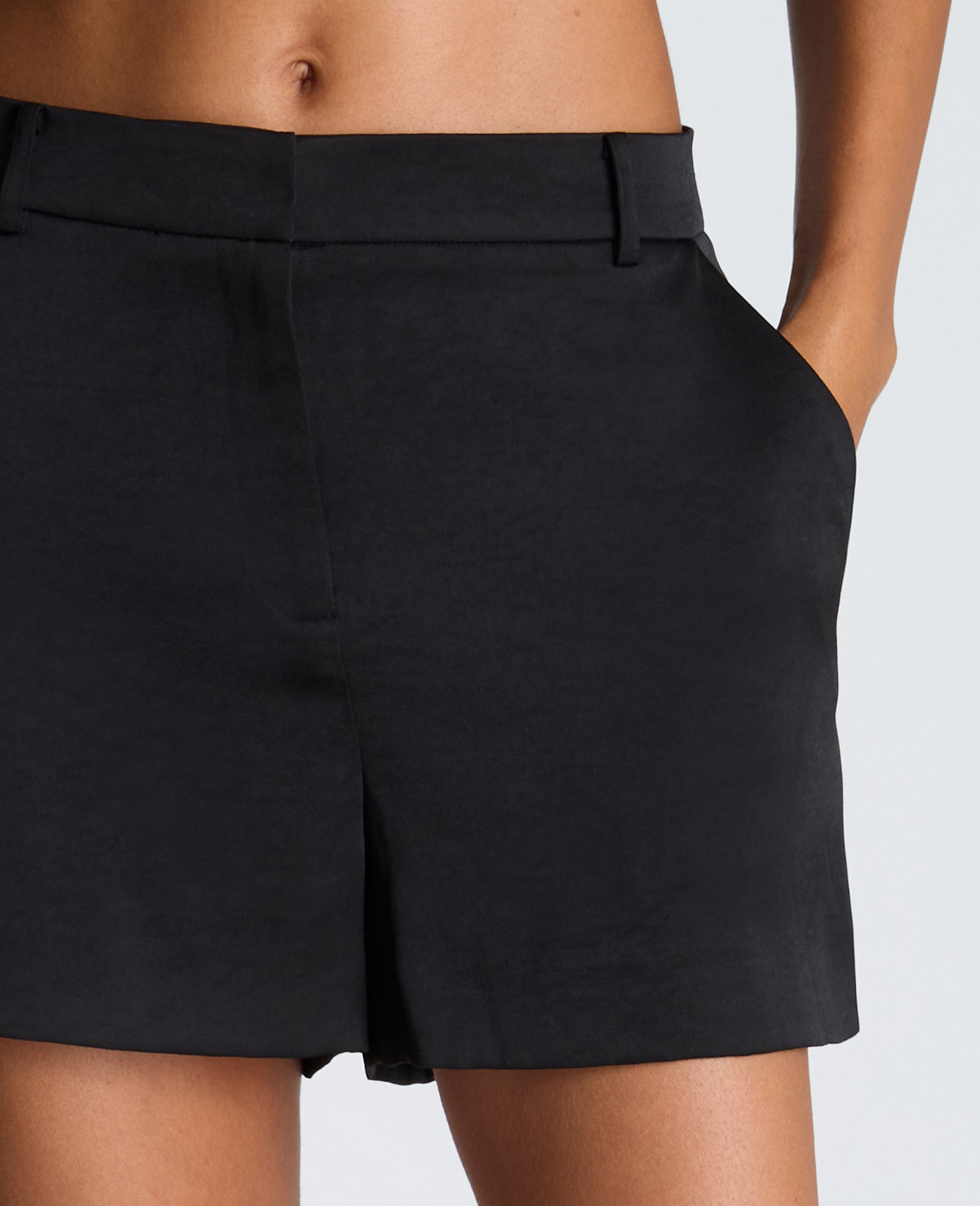 Kenneth Cole Reaction Clothing Fly Front Short shorts neri in raso