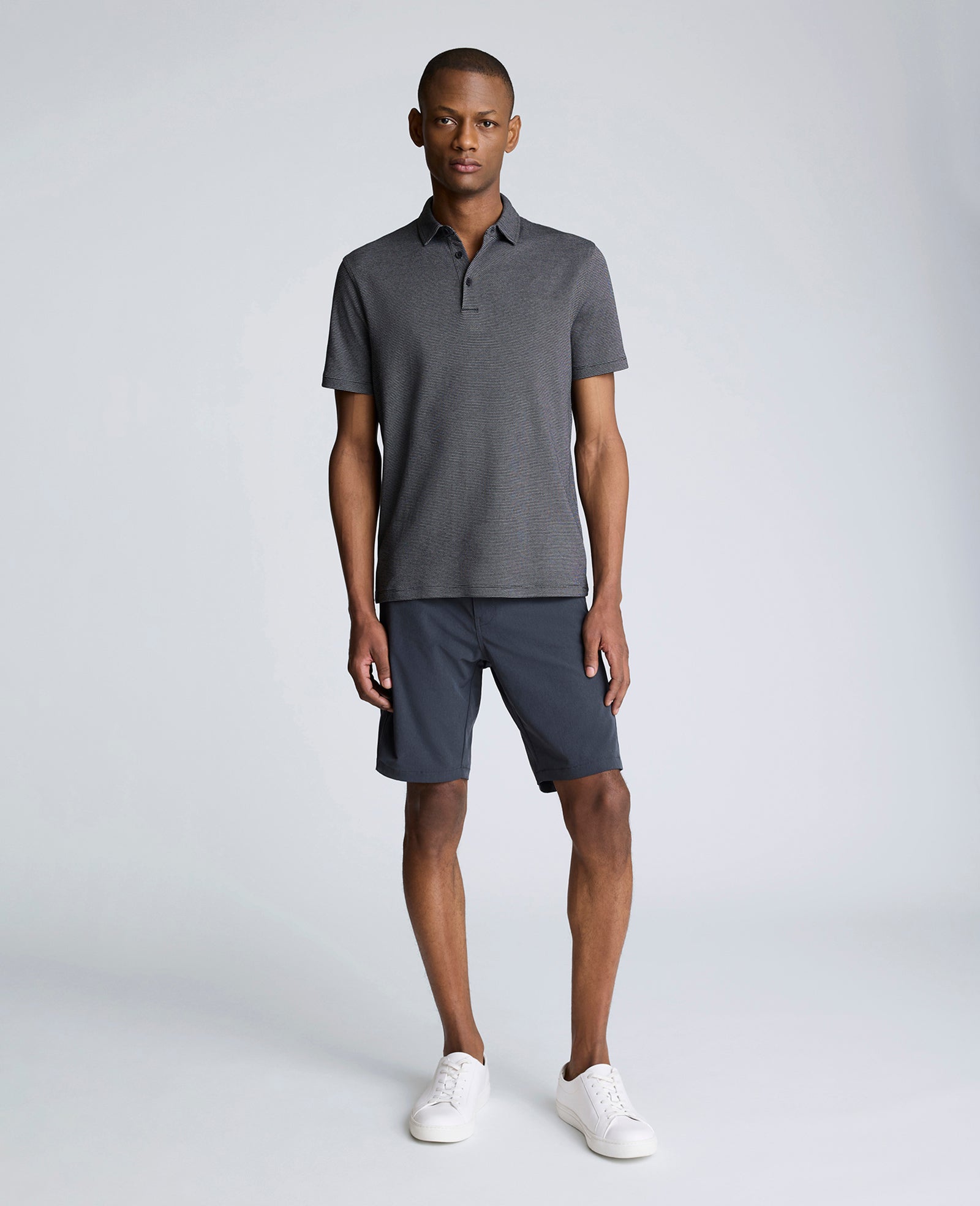 Kenneth Cole Reaction Clothing Knit Two-Toned Button polo nera in maglia, taglia S-XXL