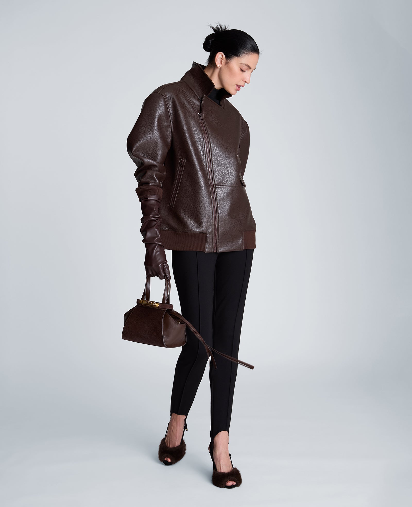 Kenneth Cole Reaction Clothing Pull On Stirrup Pintucked Legging leggings neri con staffa