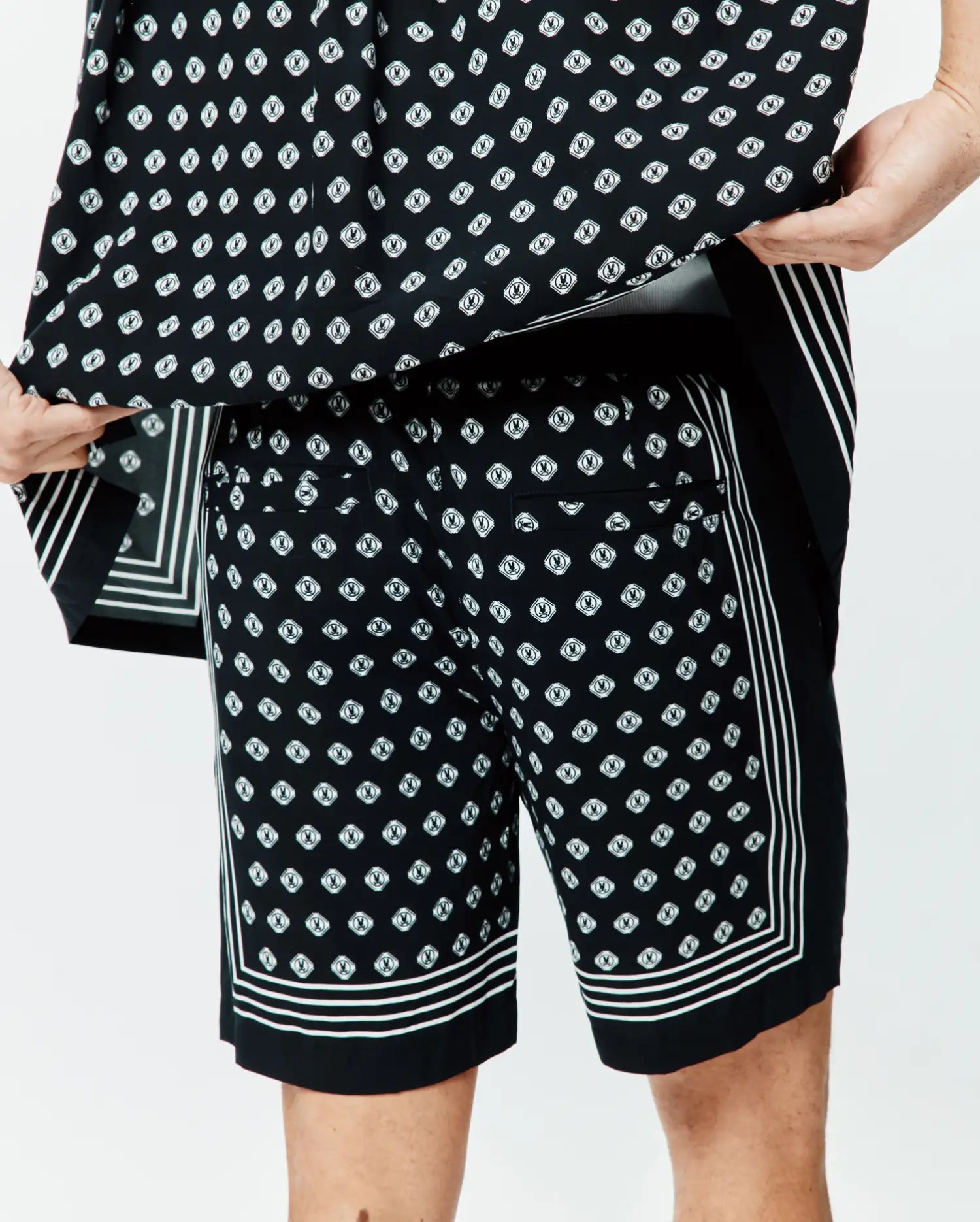 Psycho Bunny Men's Shorts Nick Tencel Short 7" MB0700026 bermuda nera Tencel