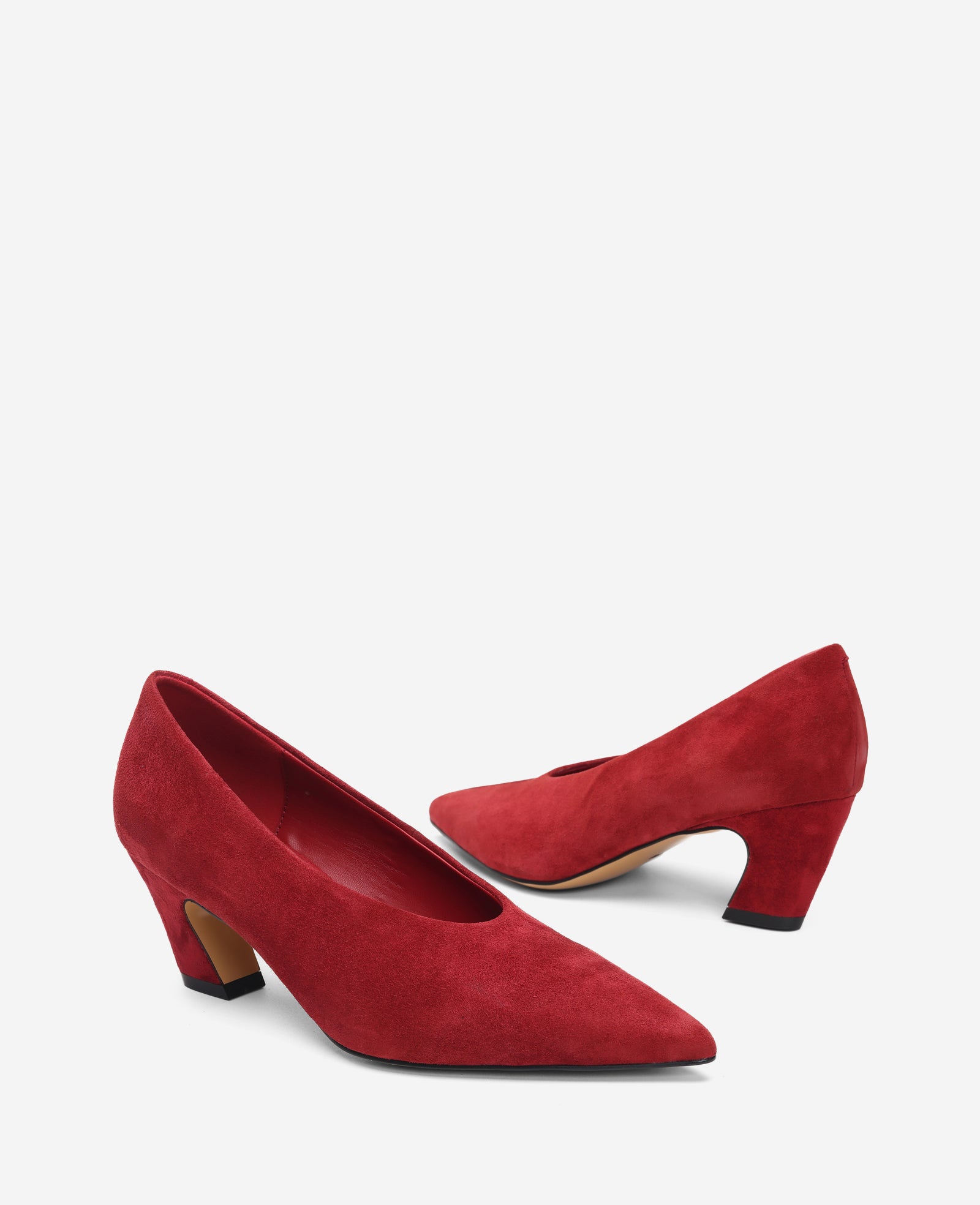 Kenneth Cole Reaction Ophelia décolleté in camoscio rosso tacco 3,8 cm