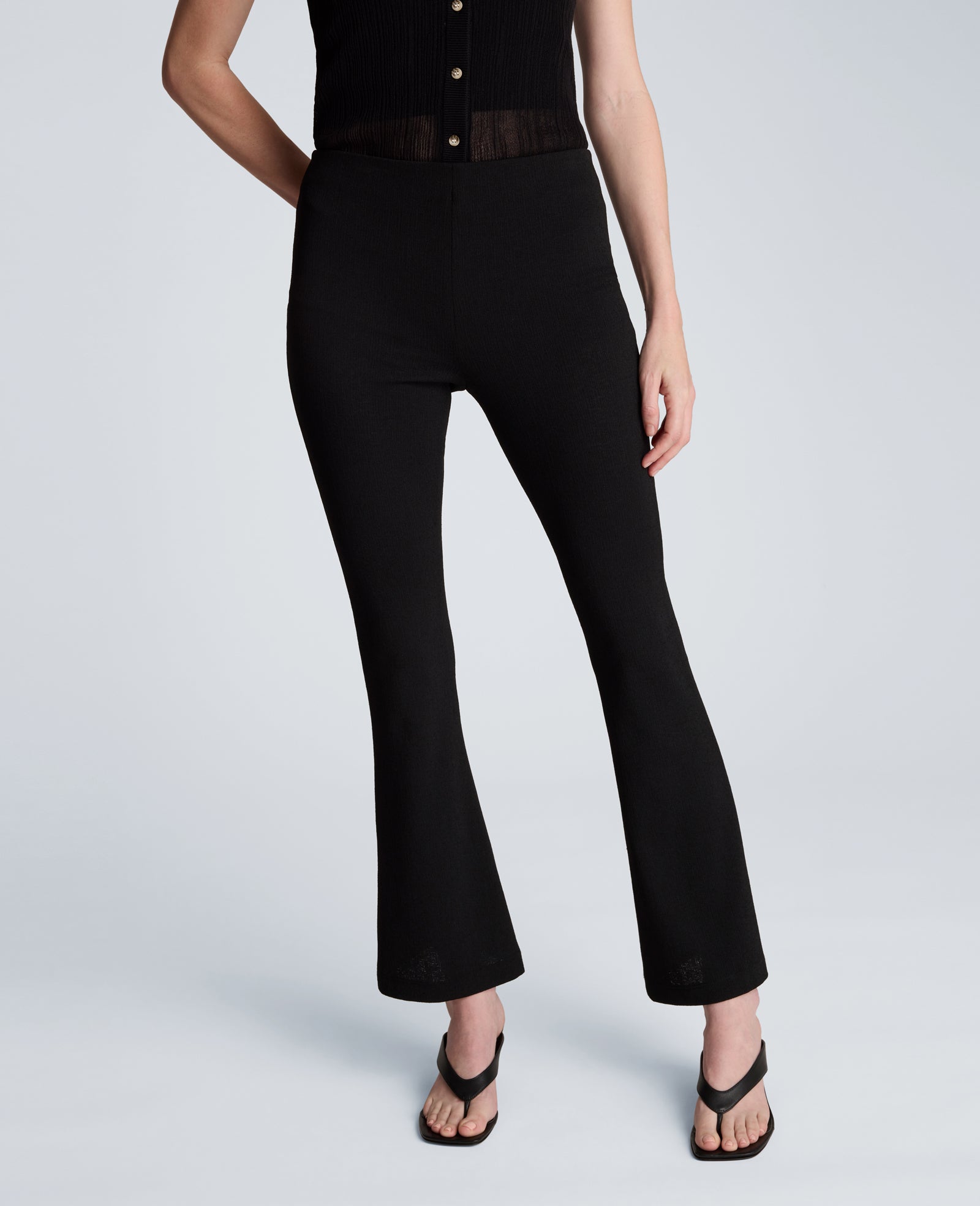 Kenneth Cole Reaction Clothing Textured Knit Pull On Flare Pant with Inner Short pantaloni neri