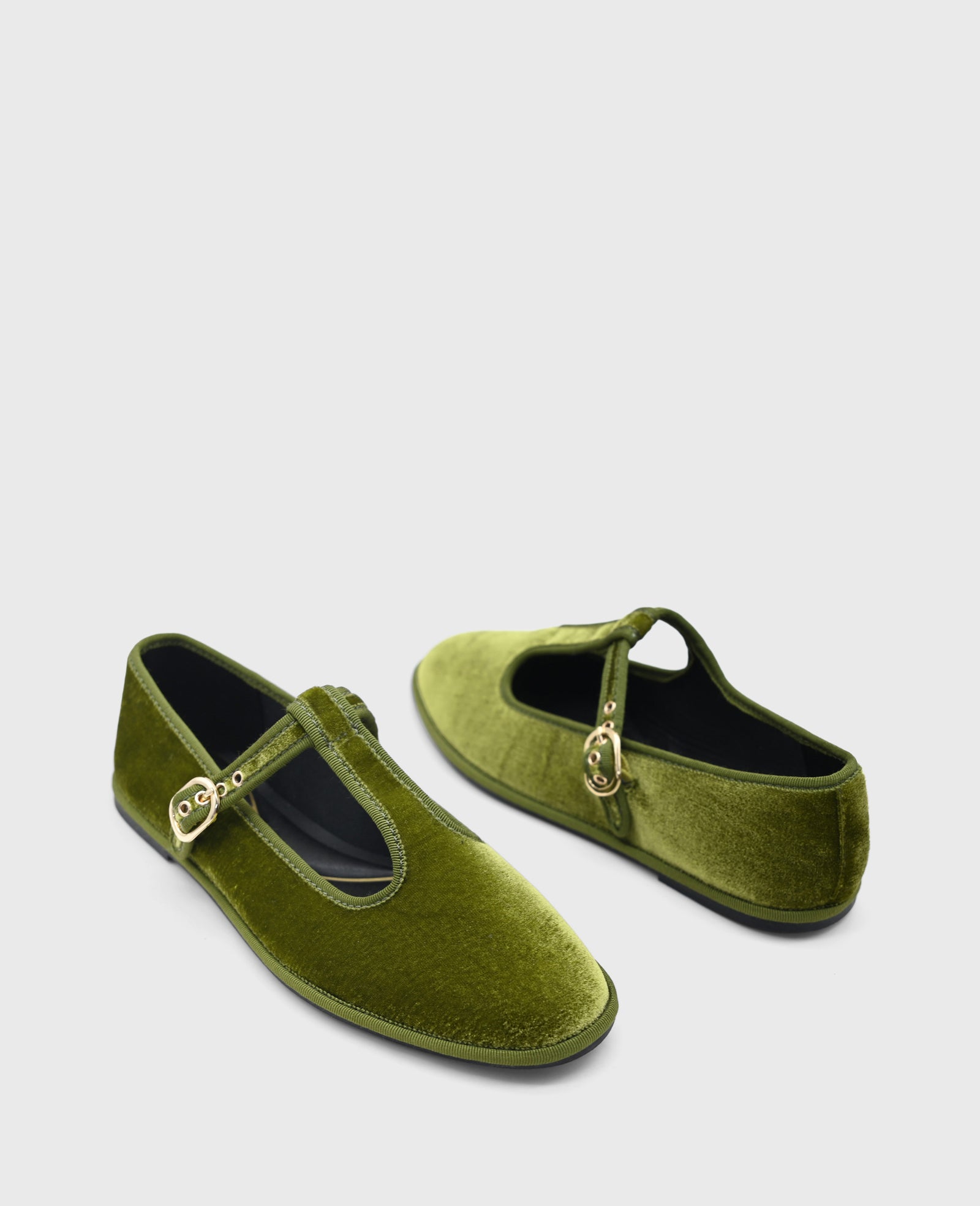 Kenneth Cole Reaction Shoes Verona Velvet T-Strap Mary Jane Flat ballerine verde velluto